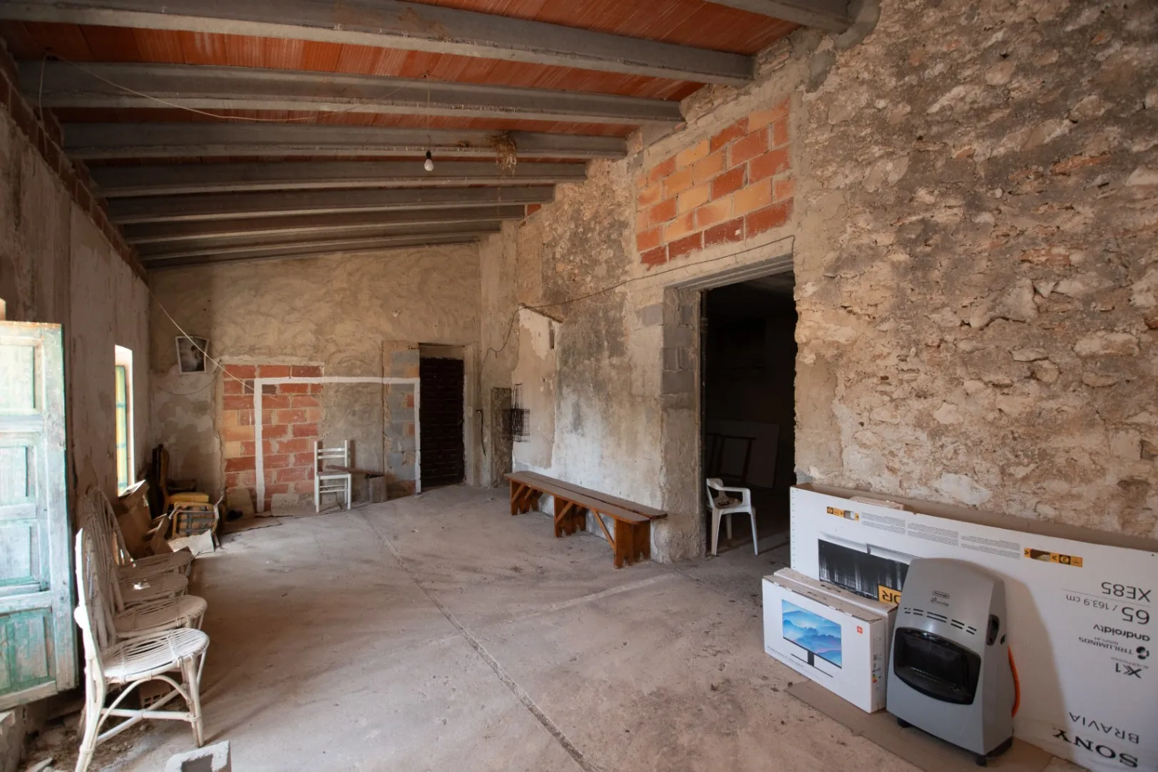 Finca en Venta cerca de Ondara: 60,000 m² de Terreno con Naranjal y Potencial para Nuevos Desarrollos