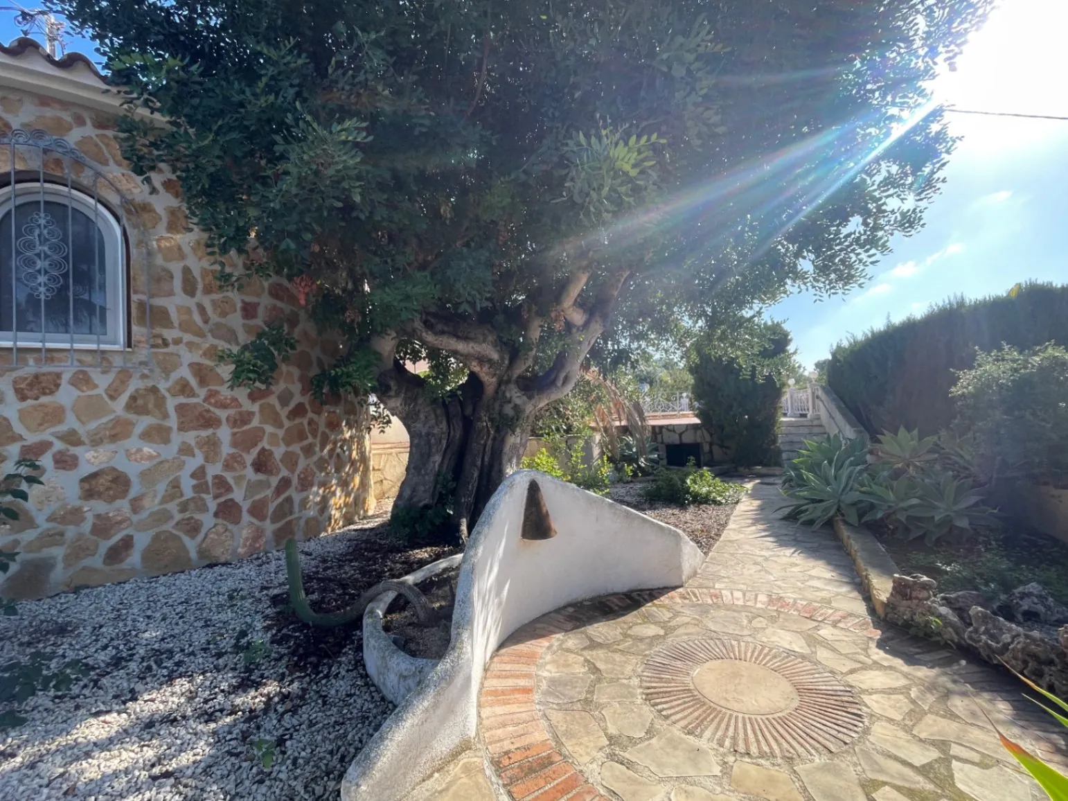 Villa de una sola planta en venta con magníficas vistas al mar, cerca de servicios en San Jaime, Benissa
