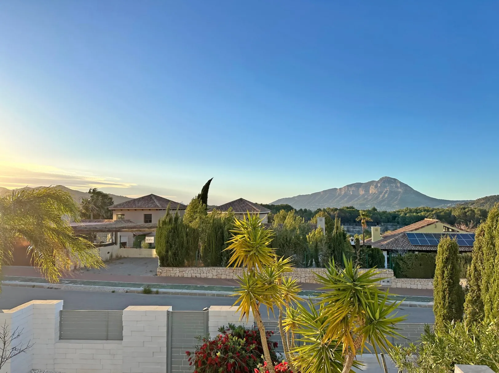 Excepcional villa de diseño con vistas panorámicas en venta en Jávea