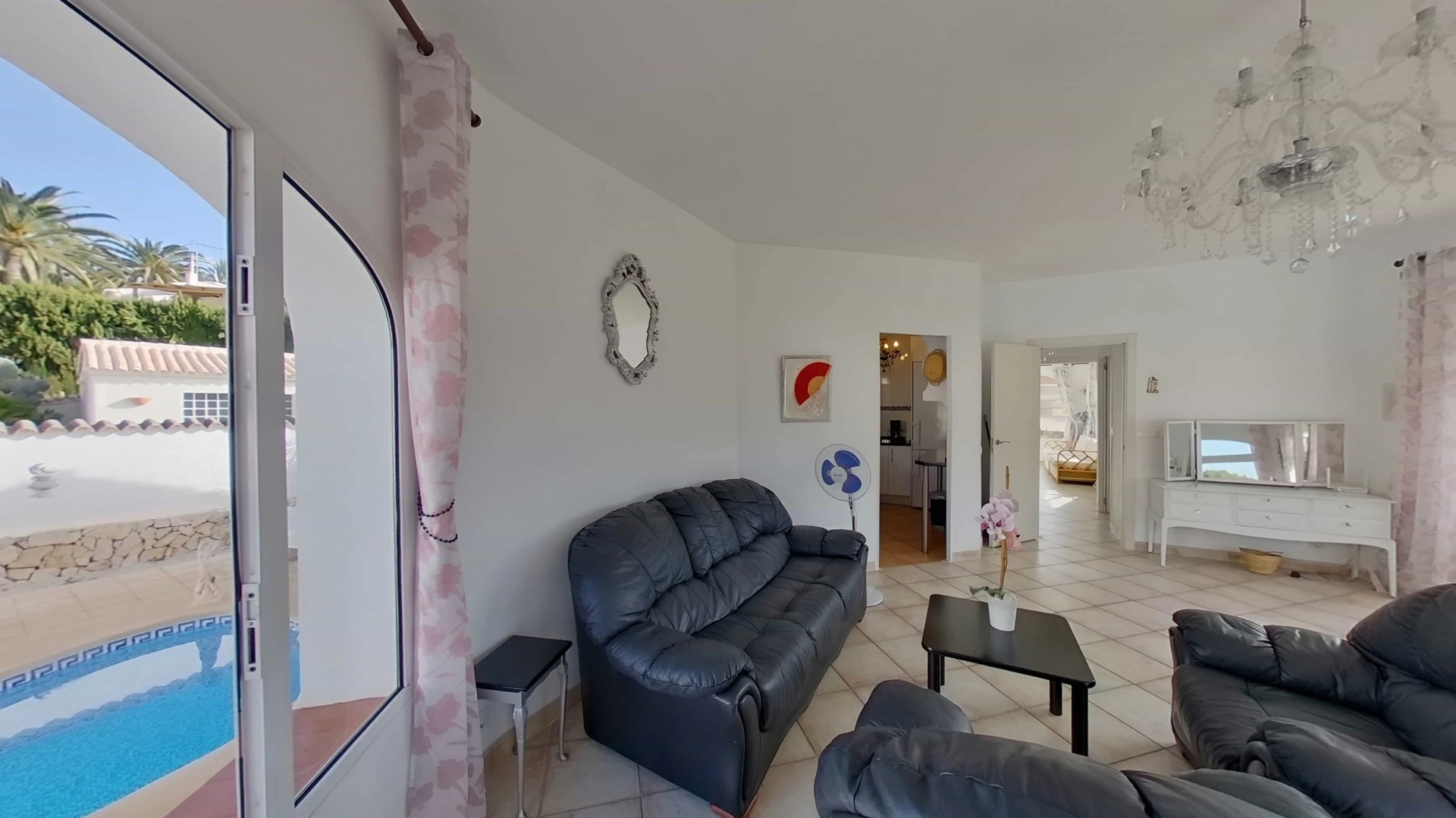 Chalet en venta andando de Cala Advocat en  Benissa Costa