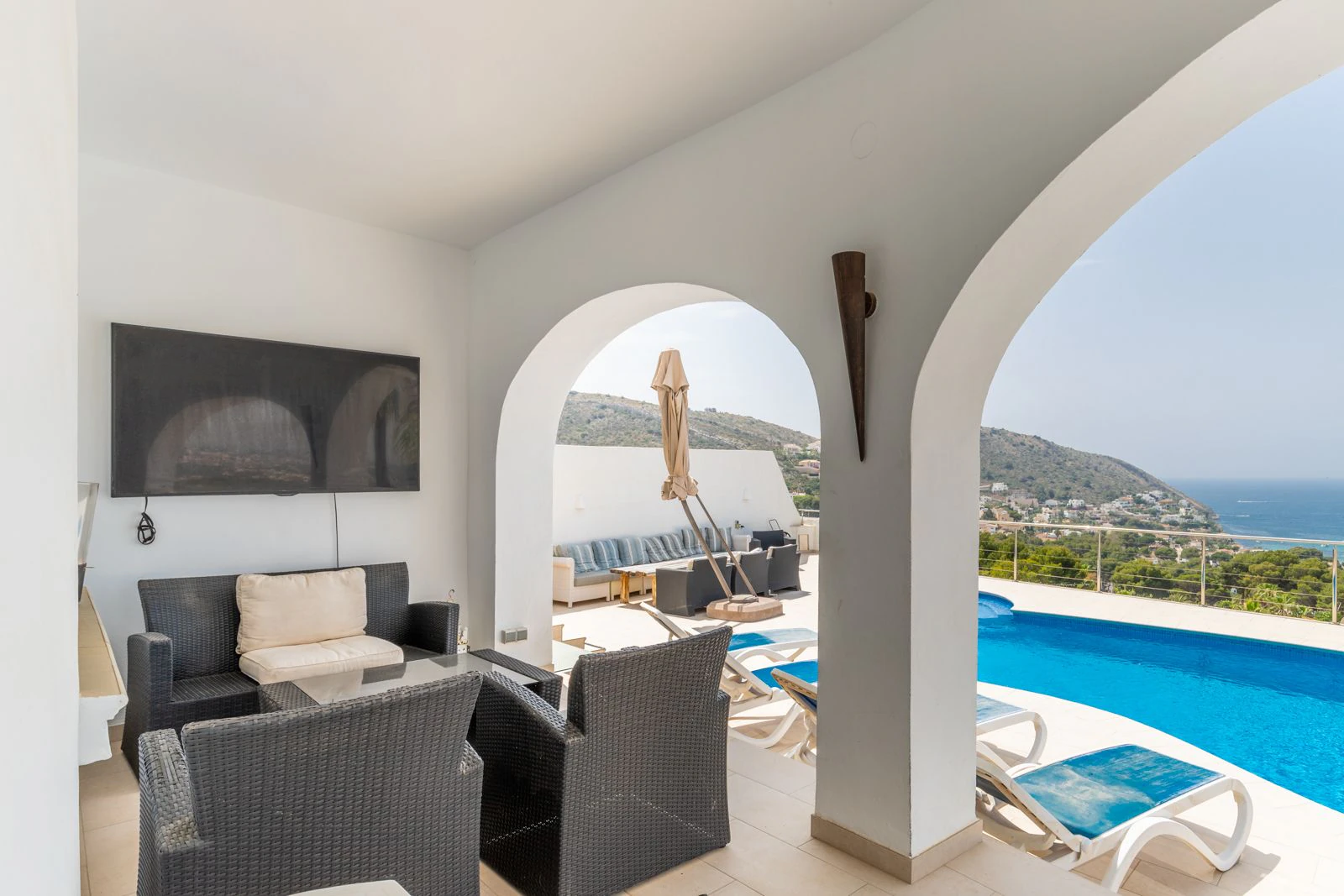 Spectacular Villa with Panoramic Sea Views in El Portet, Moraira – Just 1.2km from the Beach!