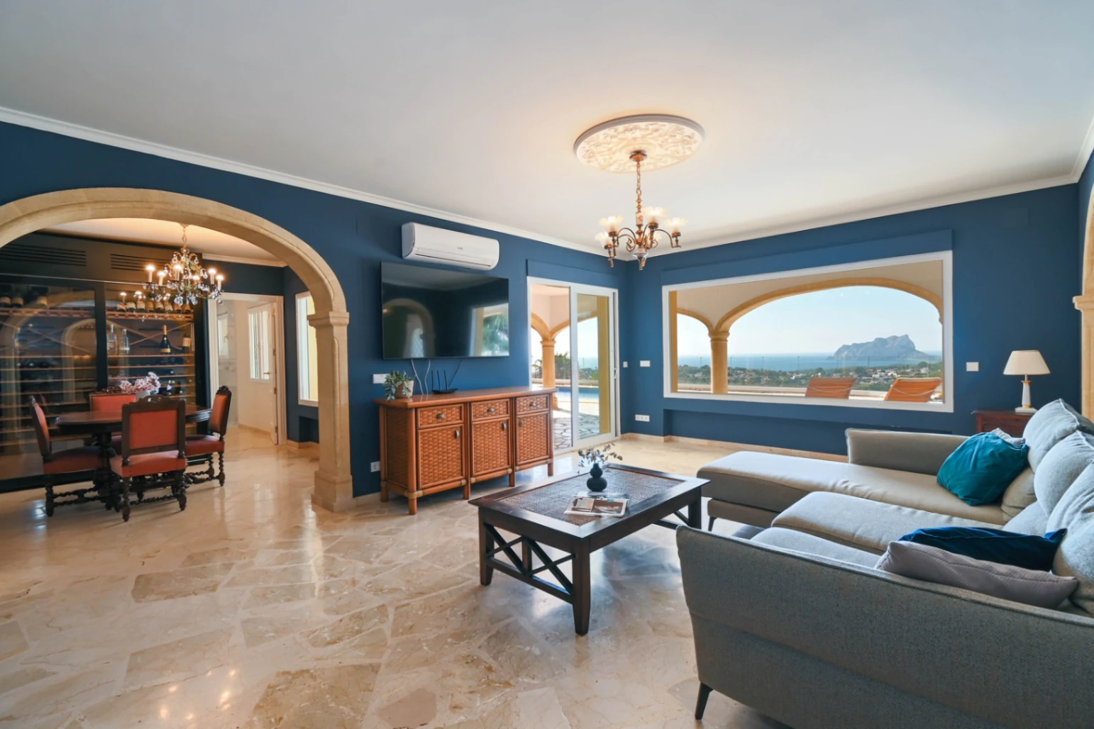 . TWO VILLAS + GUEST APARTMENT . MORAIRA. SEA VIEWS