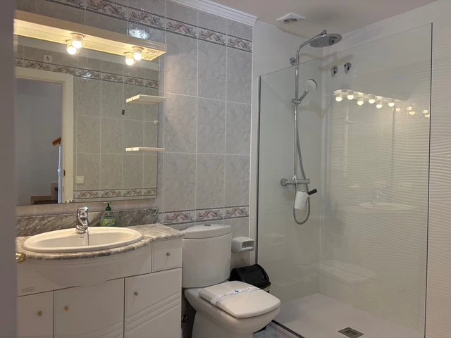 Frontline apartment with sea view for sale in Platgetes, Moraira