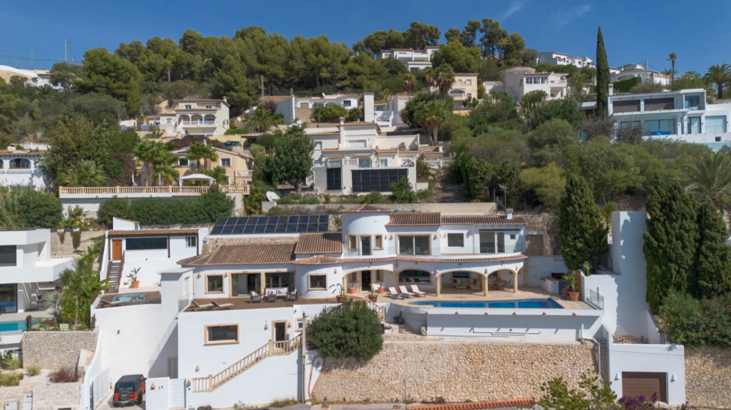 . TWO VILLAS + GUEST APARTMENT . MORAIRA. SEA VIEWS