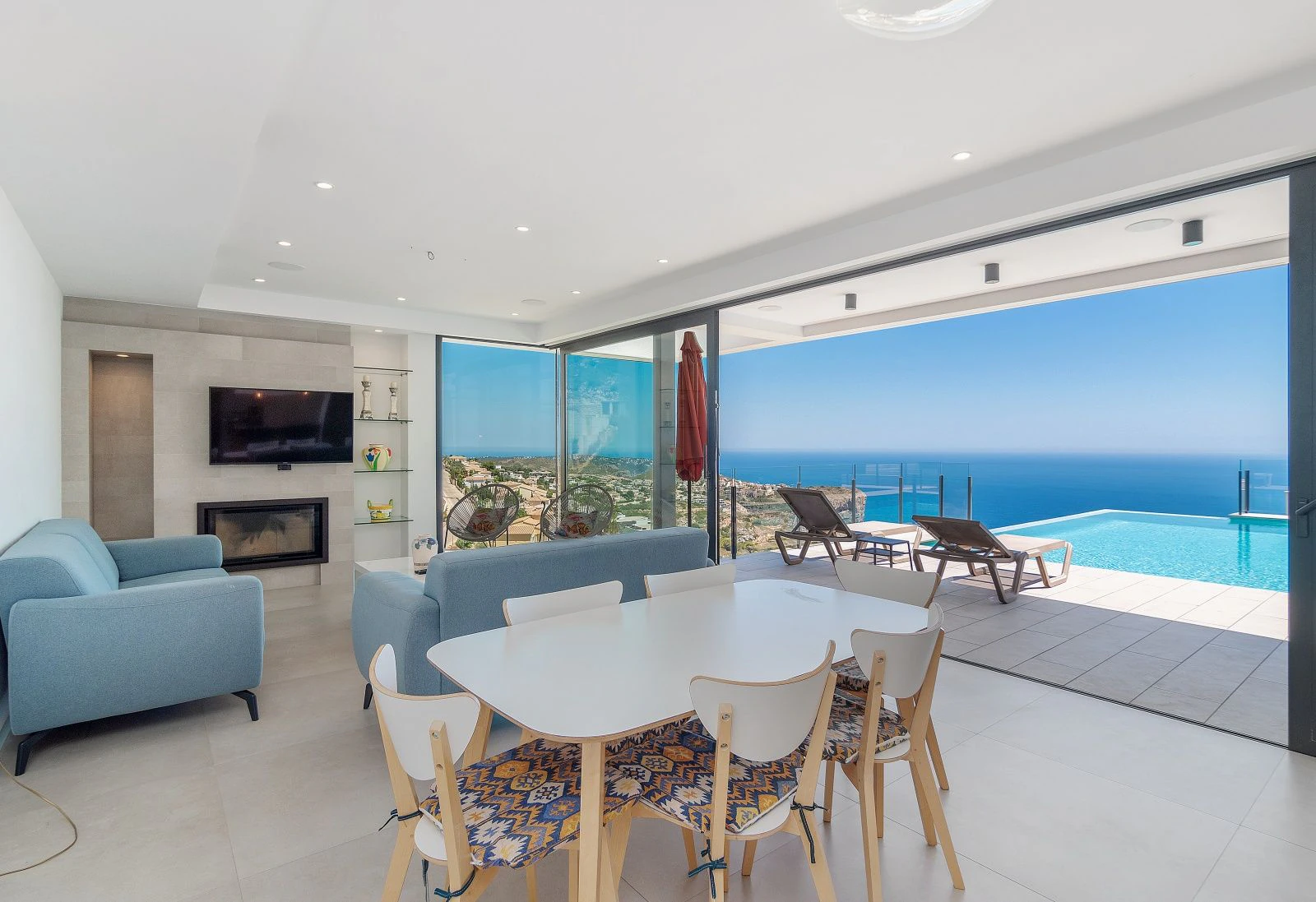 Chalet moderno en venta en Cumbre del Sol Benitachell, Costa Blanca