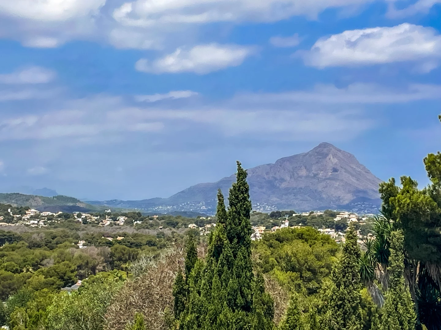 Reforma Integral en estilo Ibiza con Vistas Ininterrumpidas al Mediterráneo en Balcón al Mar, Jávea
