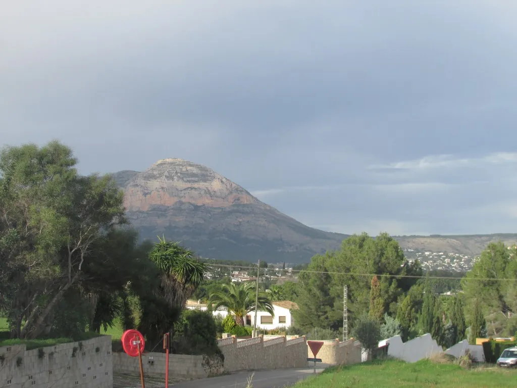 Se vende gran Parcela en Benitachell