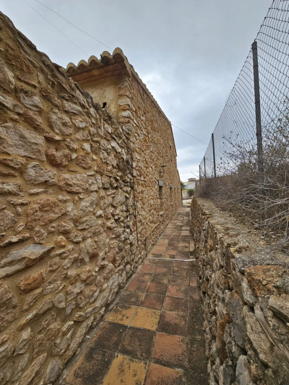 Finca en venta en Calpe con 4 habitaciones y piscina privada