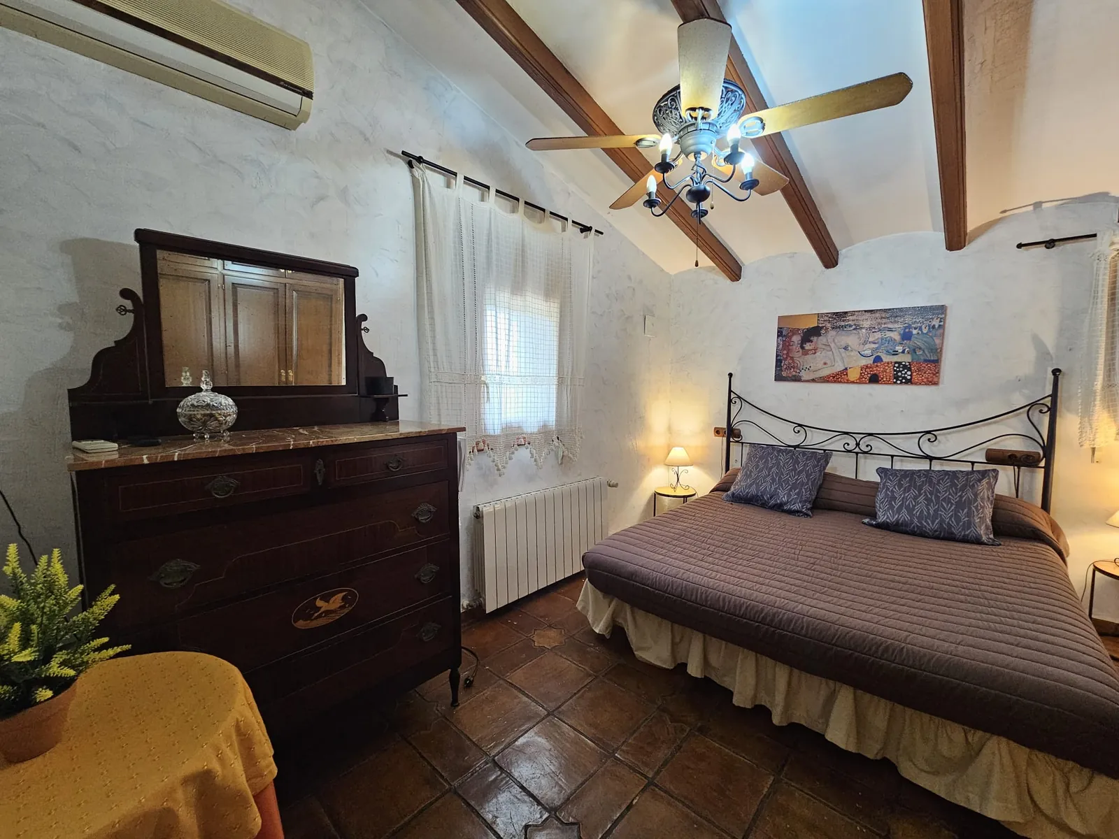 Finca en venta en Calpe con 4 habitaciones y piscina privada