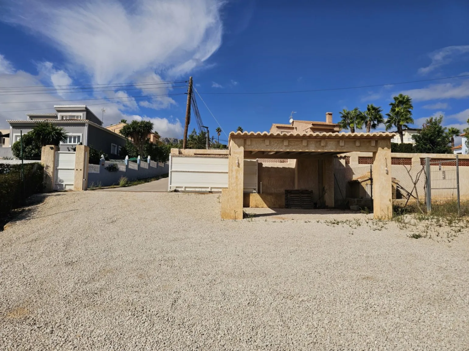 Finca en venta en Calpe con 4 habitaciones y piscina privada