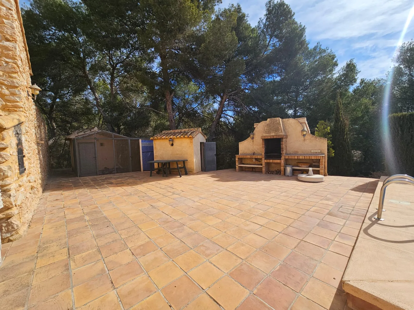 Finca en venta en Calpe con 4 habitaciones y piscina privada