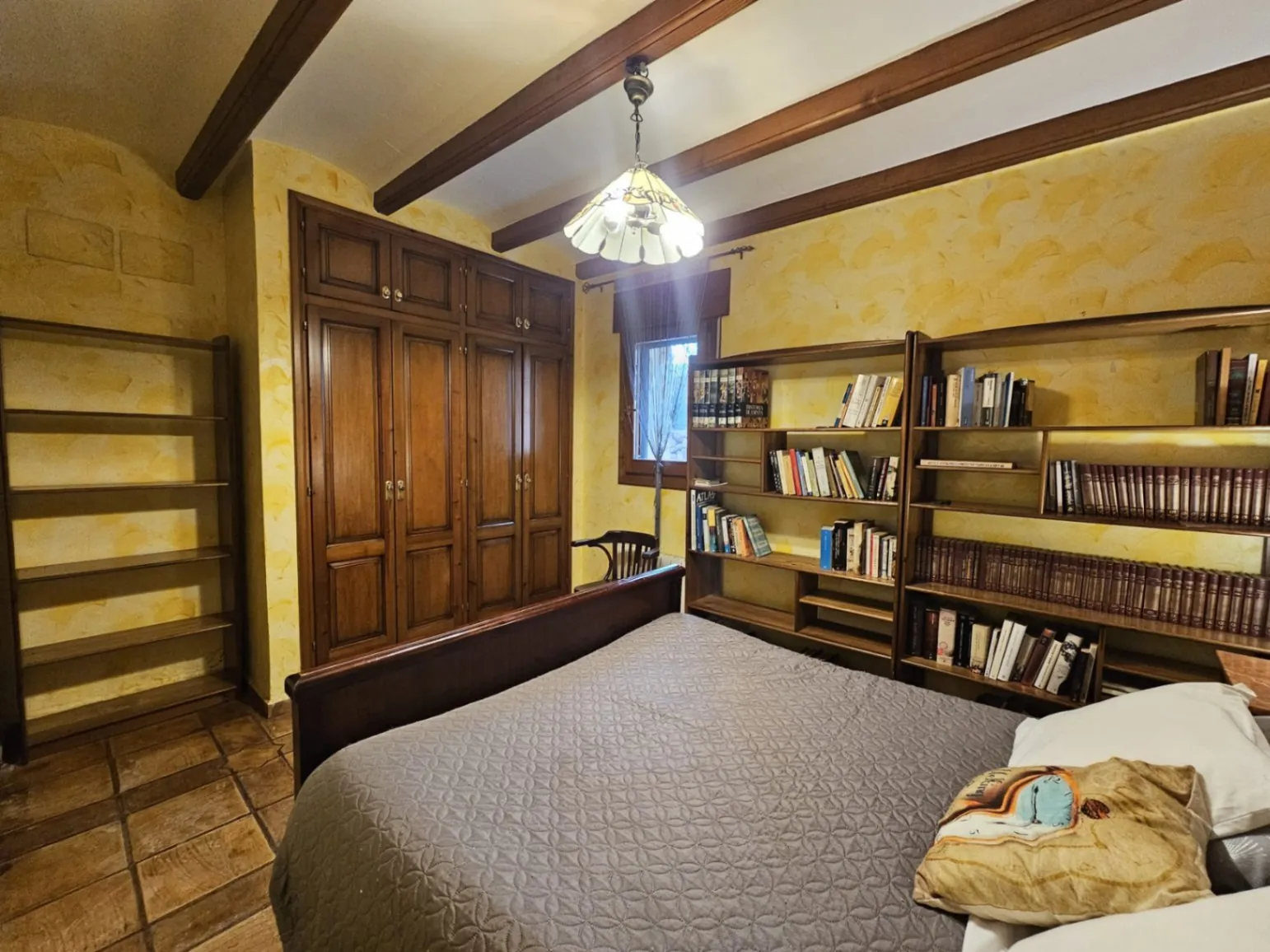 Finca en venta en Calpe con 4 habitaciones y piscina privada