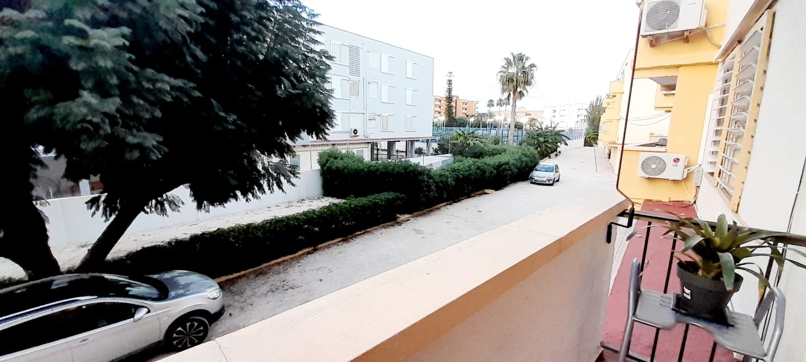 Apartamento en venta de 2 dormitorios y piscina comunitaria en Jávea, Alicante