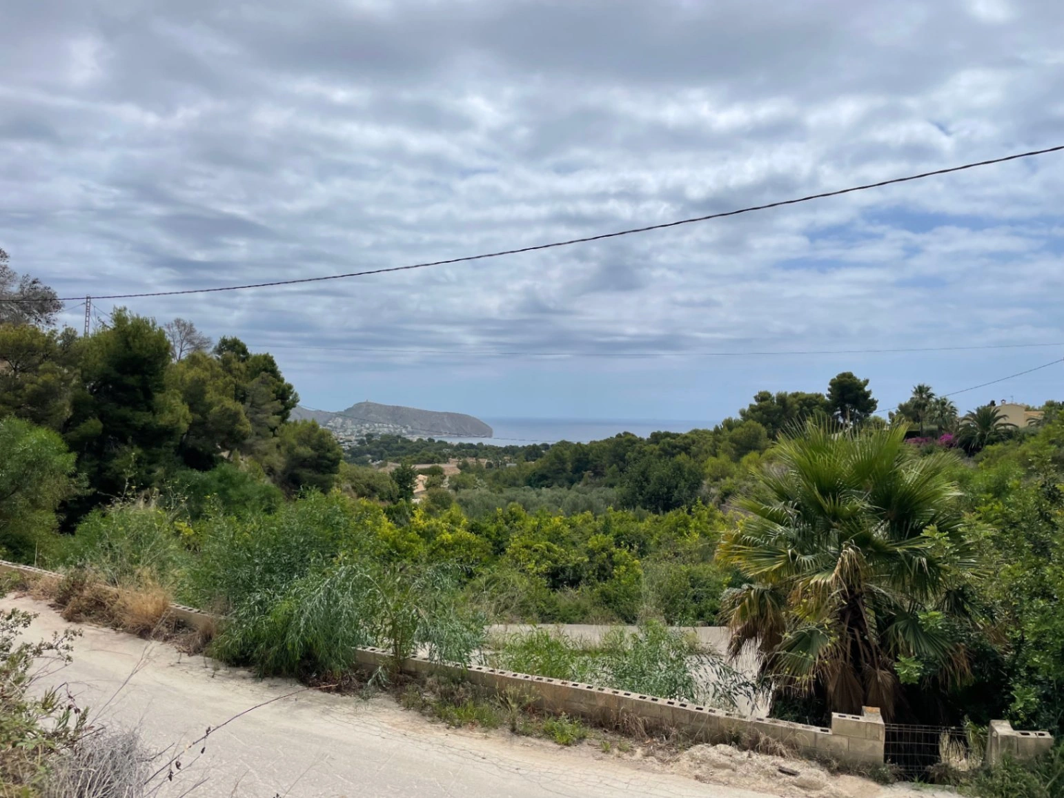 Dos parcelas edificables juntas en venta en Benimeit Moraira, Costa Blanca