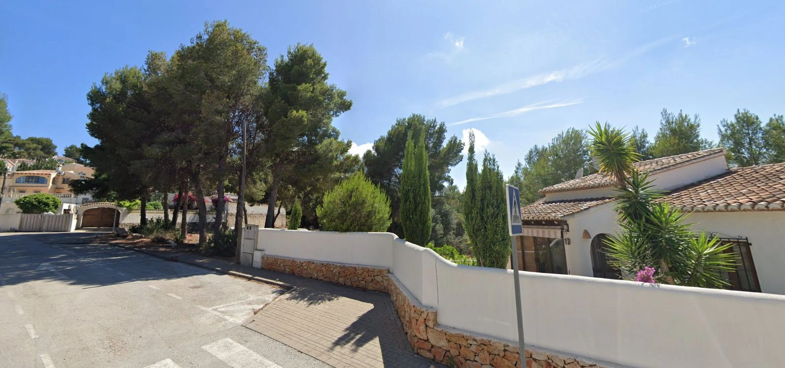Parcela edificable en venta en Benisol Moraira, Costa Blanca