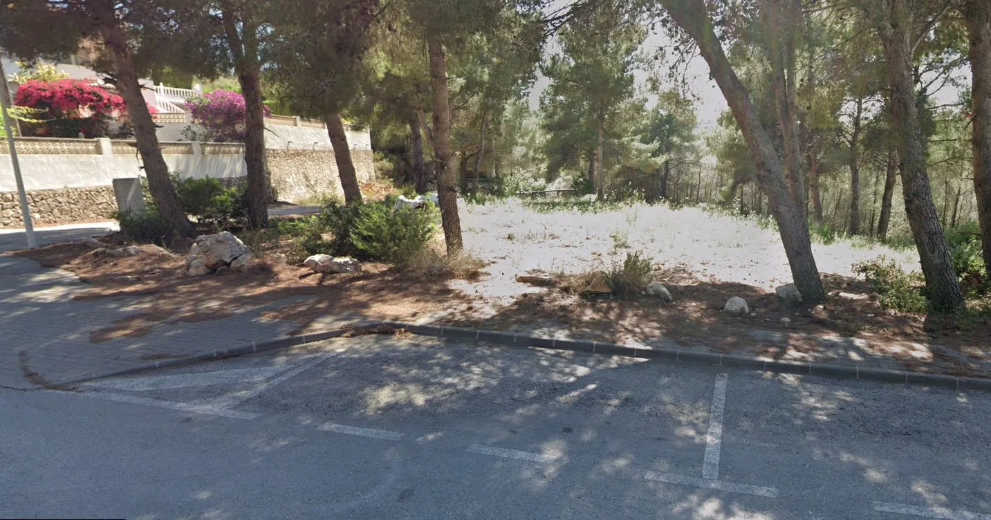 Parcela edificable en venta en Benisol Moraira, Costa Blanca