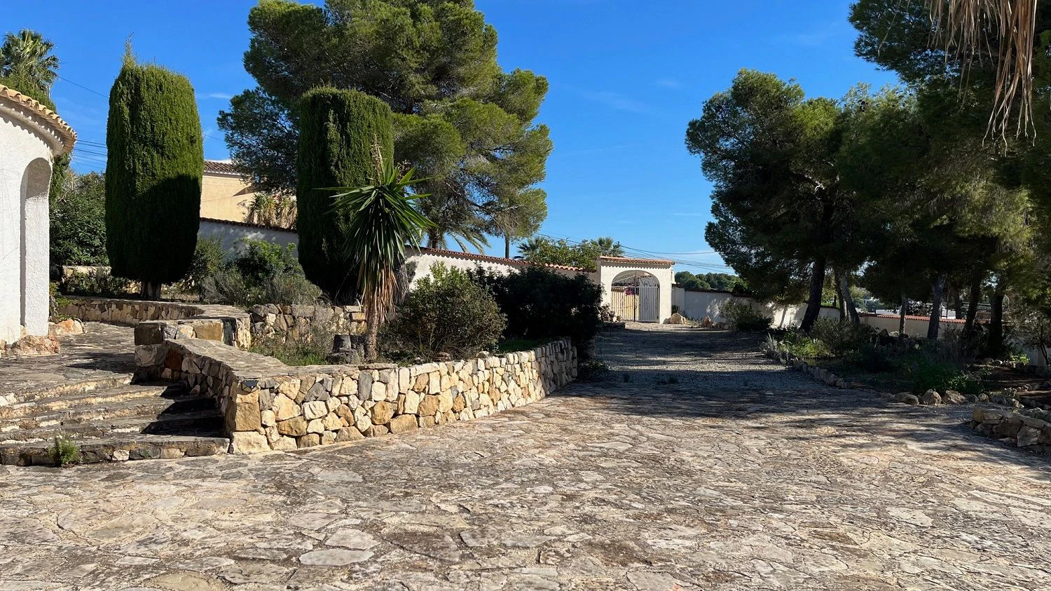 Villa en venta de 3 dormitorios en Benissa, Baladrar.