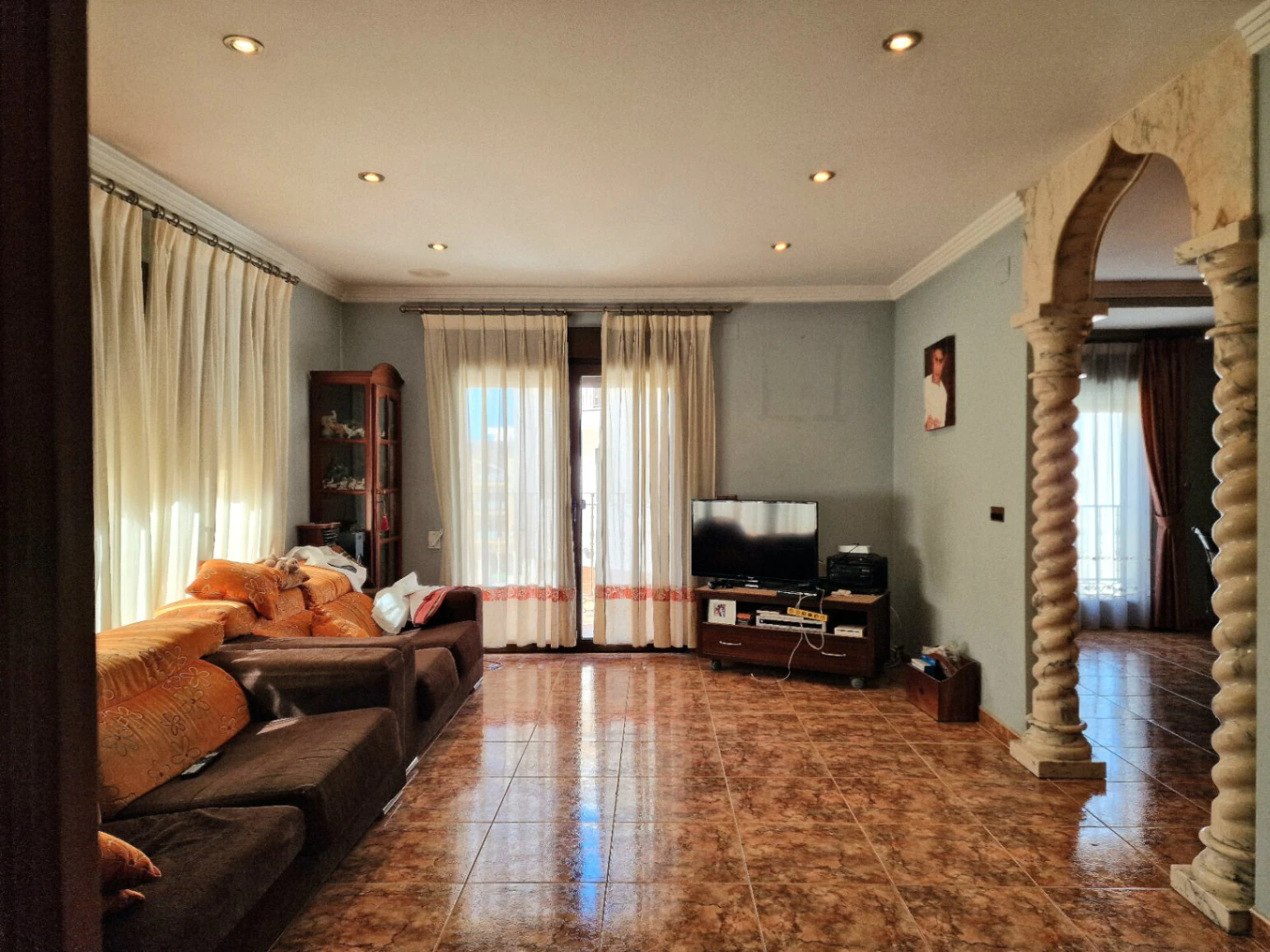 Edificio en venta en Teulada, oportunidad de inversión