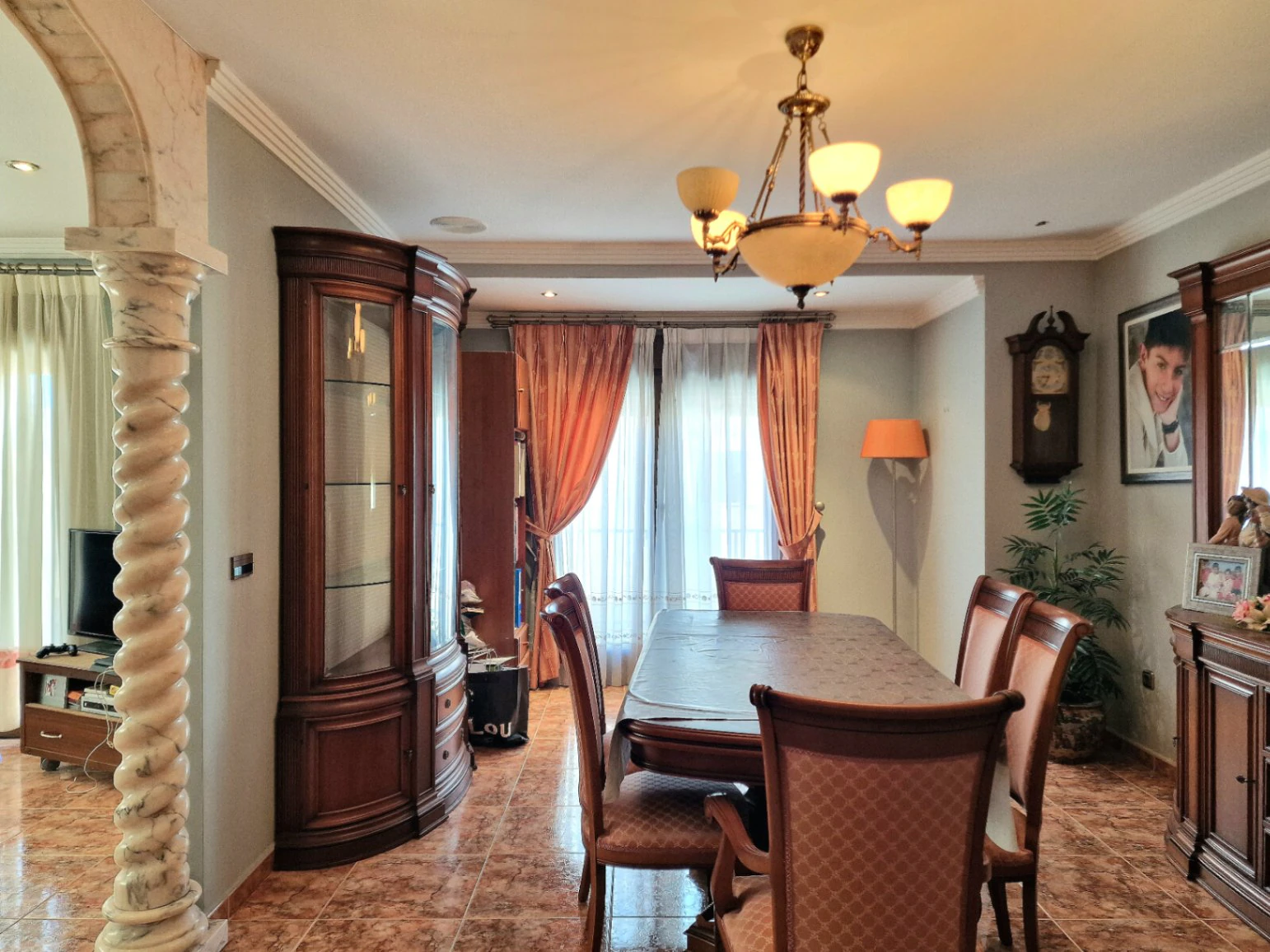 Edificio en venta en Teulada, oportunidad de inversión