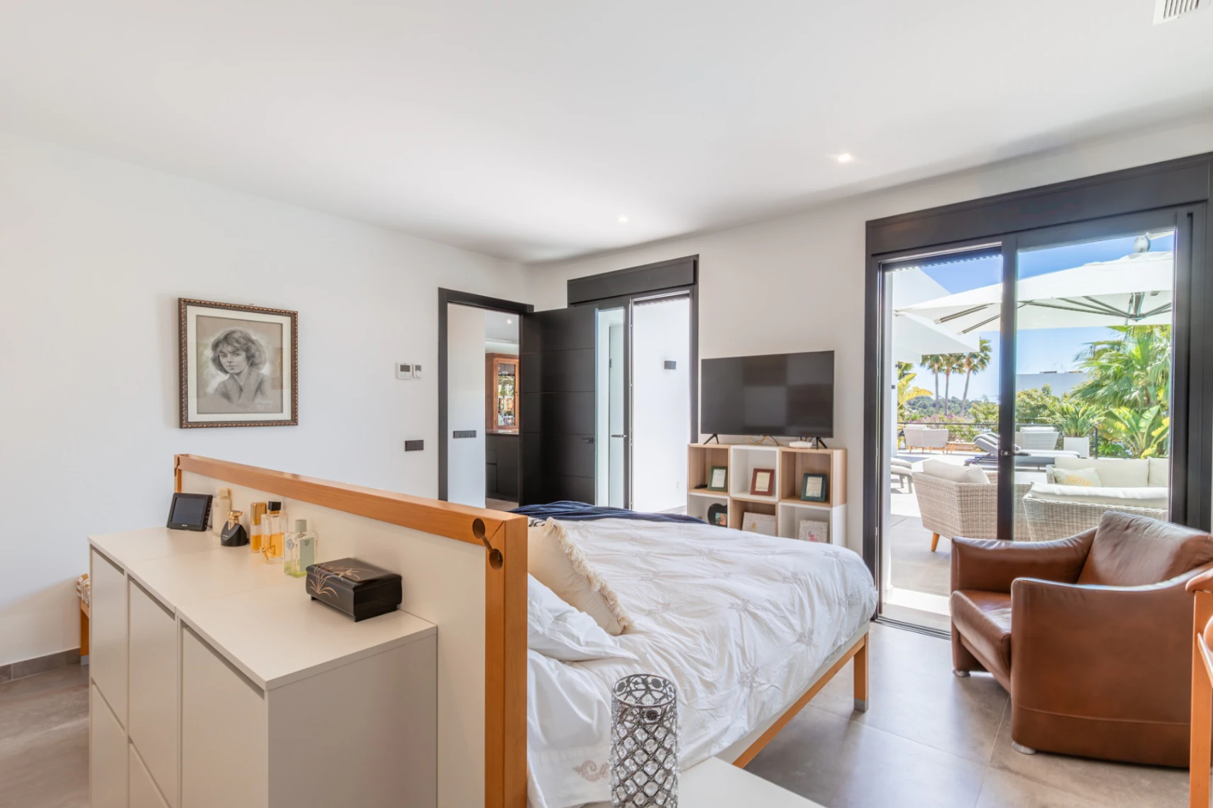 Villa moderna en Solpark, Moraira: Alta tecnología, eficiencia A y privacidad absoluta