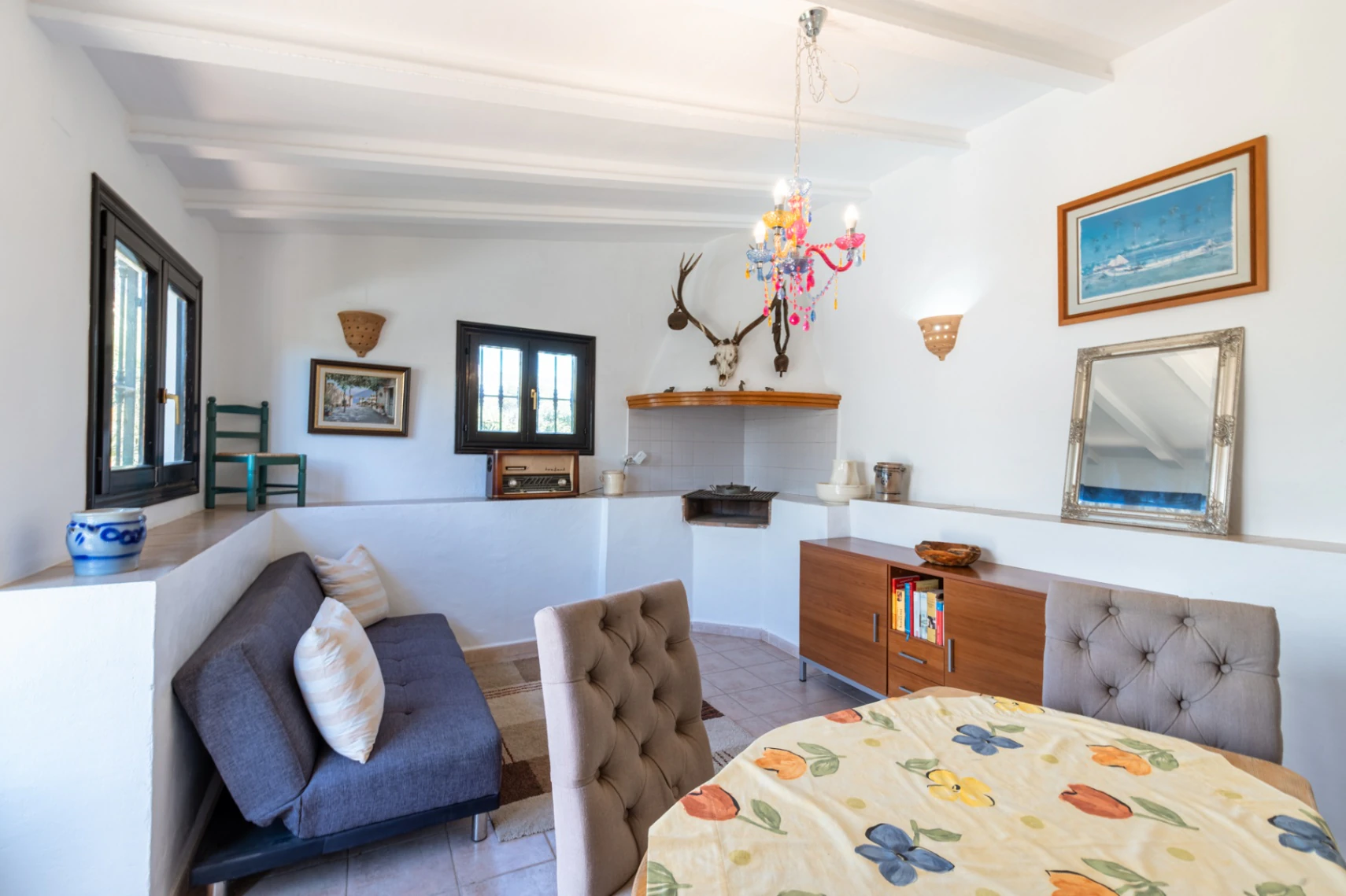 Encantadora Finca de 3 Dormitorios en Venta en Teulada