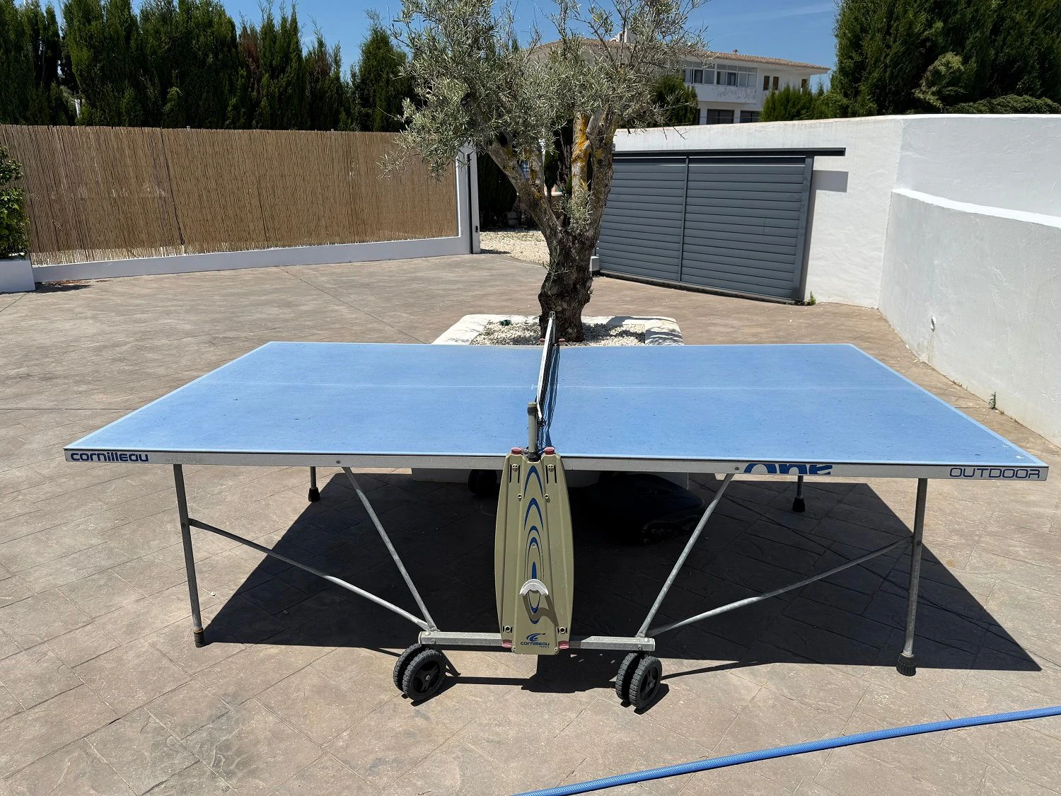 Chalet en venta en Jávea con 6 dormitorios y piscina.