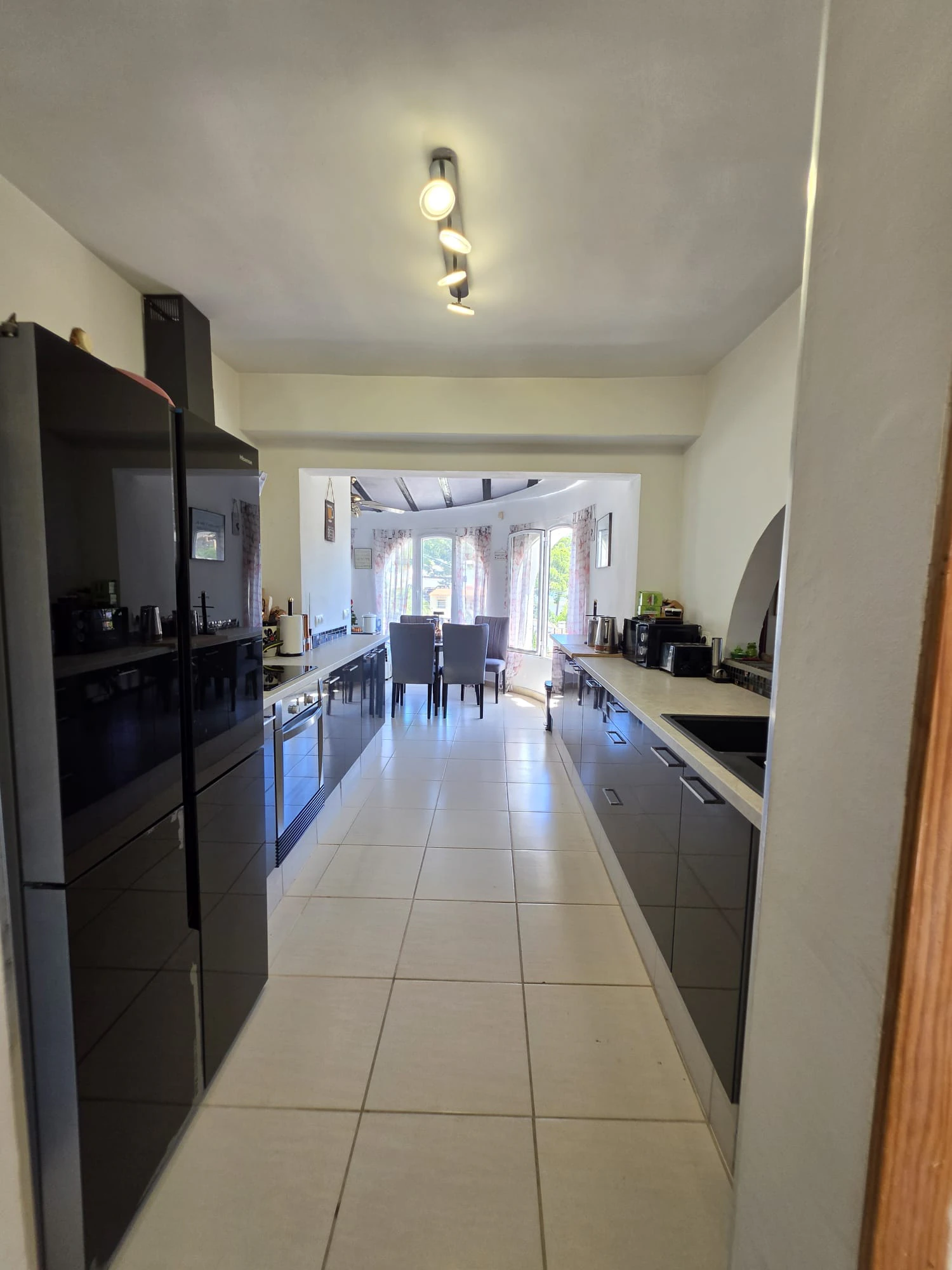 Villa mediterránea con vistas al mar y al valle en Benissa Costa – Montemar