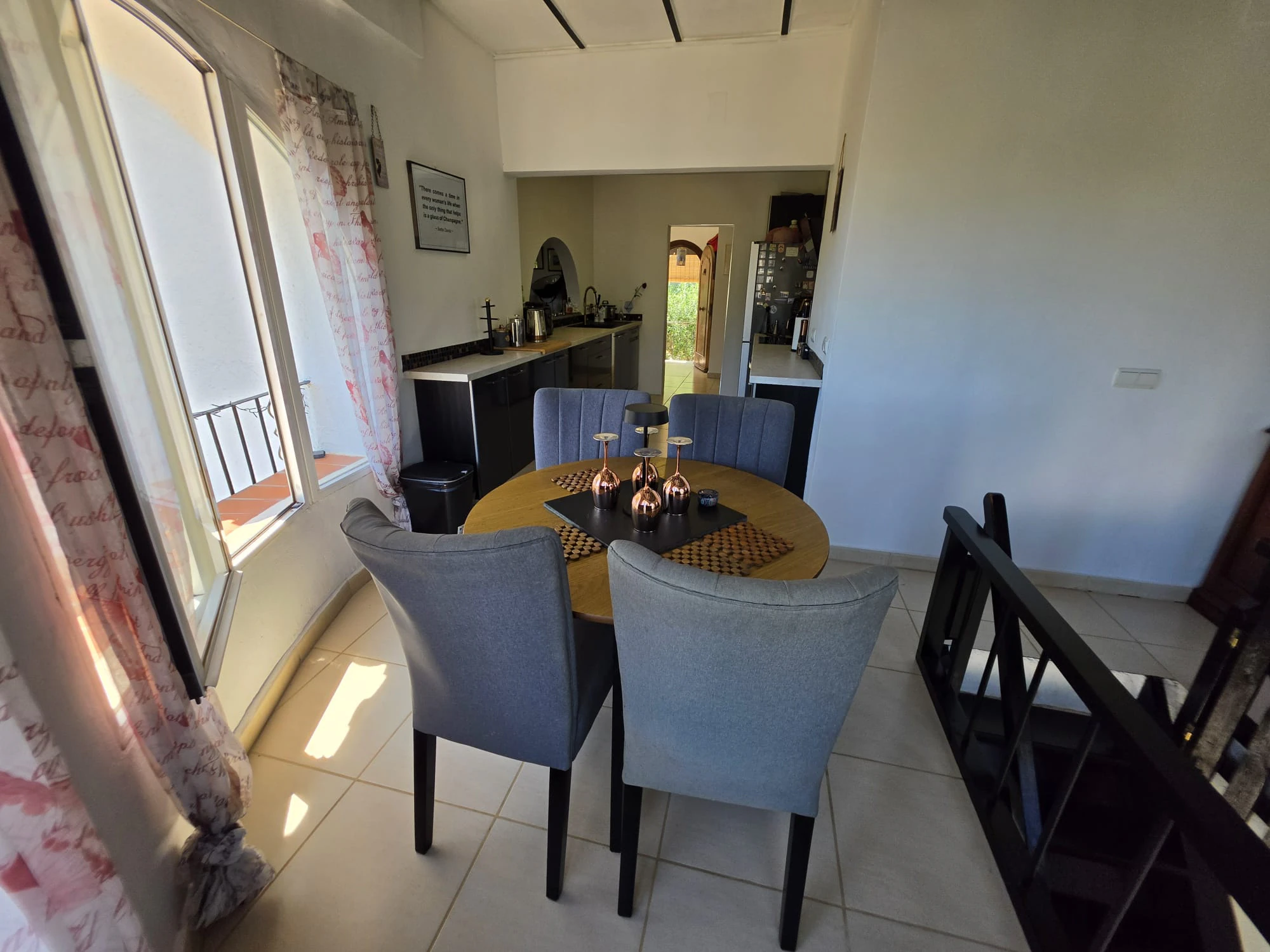 Villa mediterránea con vistas al mar y al valle en Benissa Costa – Montemar