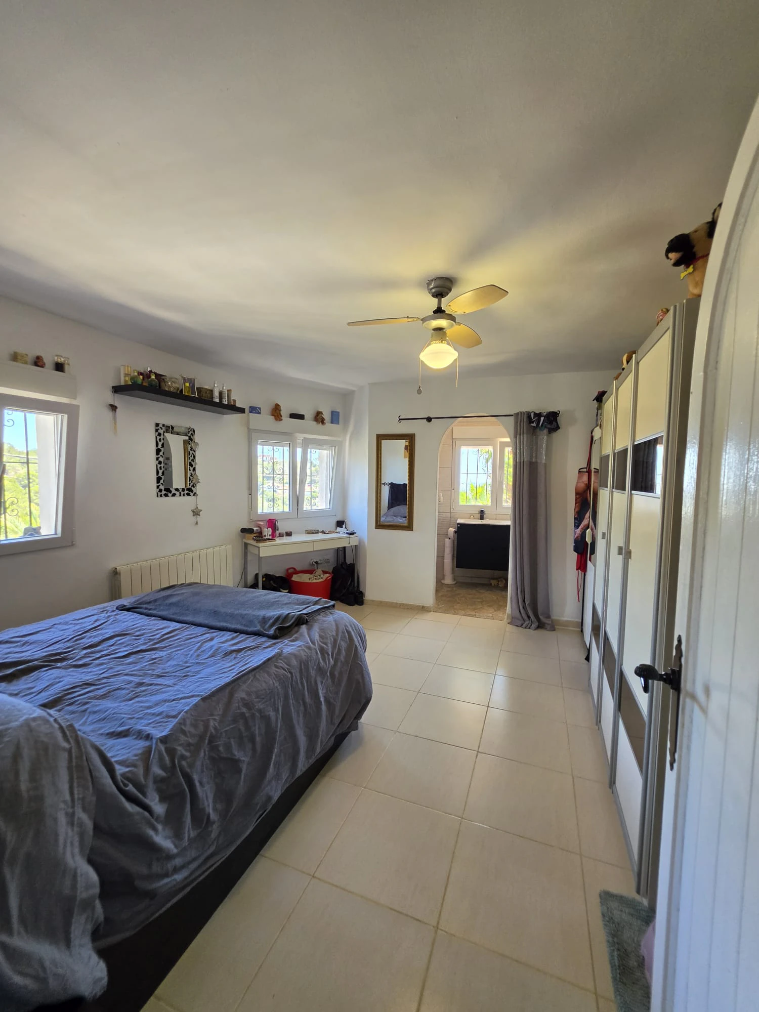 Villa mediterránea con vistas al mar y al valle en Benissa Costa – Montemar