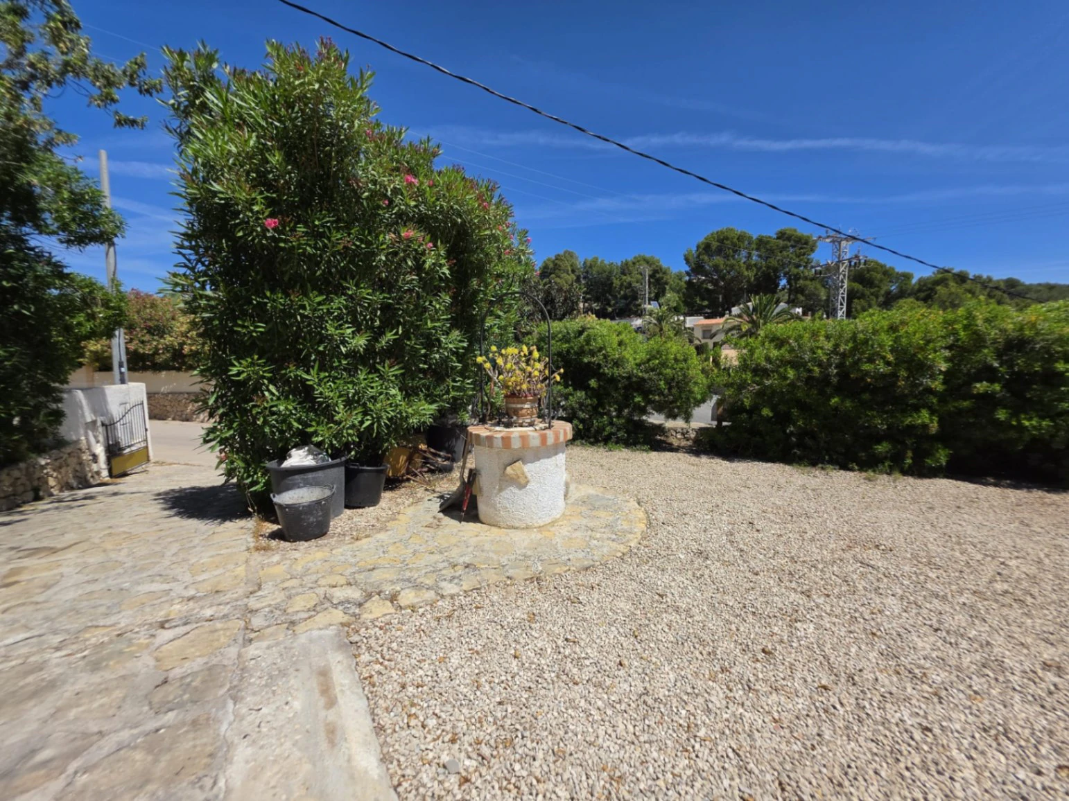 Villa mediterránea con vistas al mar y al valle en Benissa Costa – Montemar