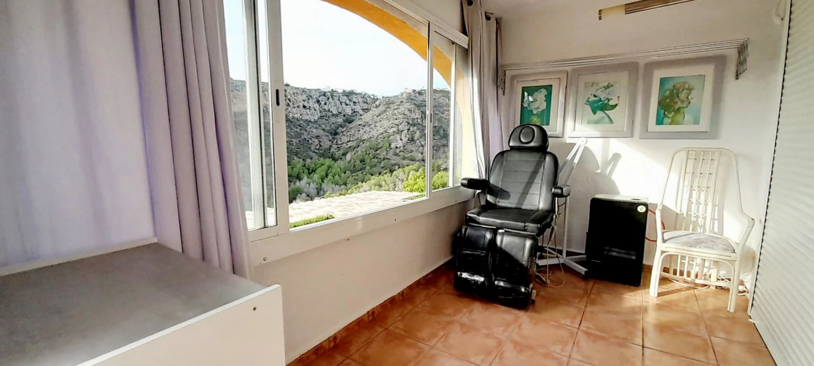 Adosado con encanto en Cumbre del Sol – Tu refugio entre montaña y mar