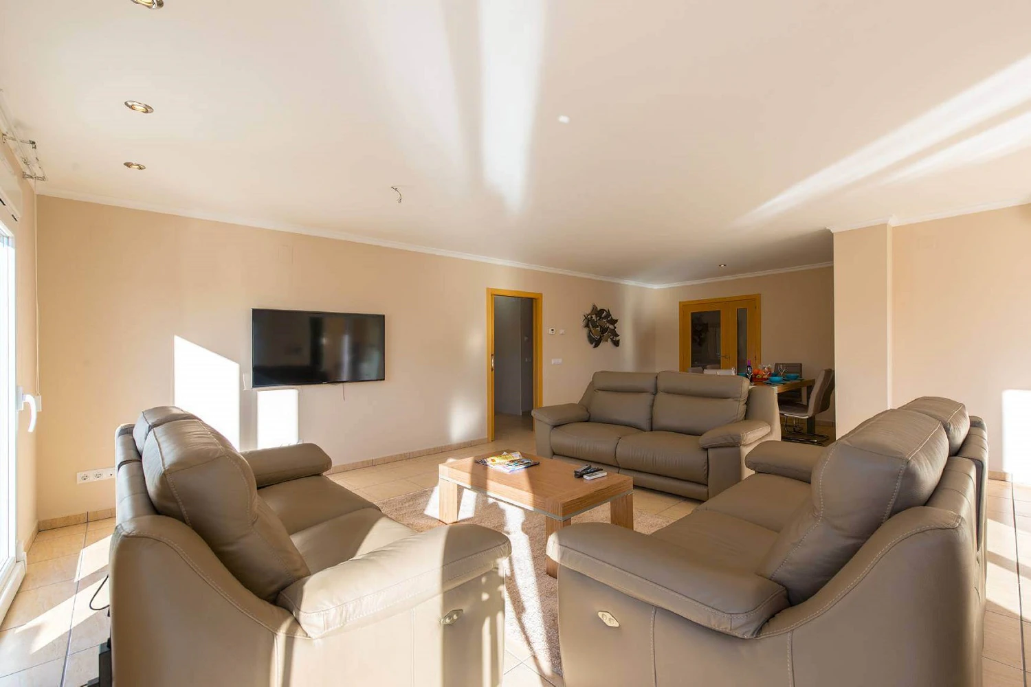 Villa en venta en Moraira, Pinar de l´Advocat con piscina.