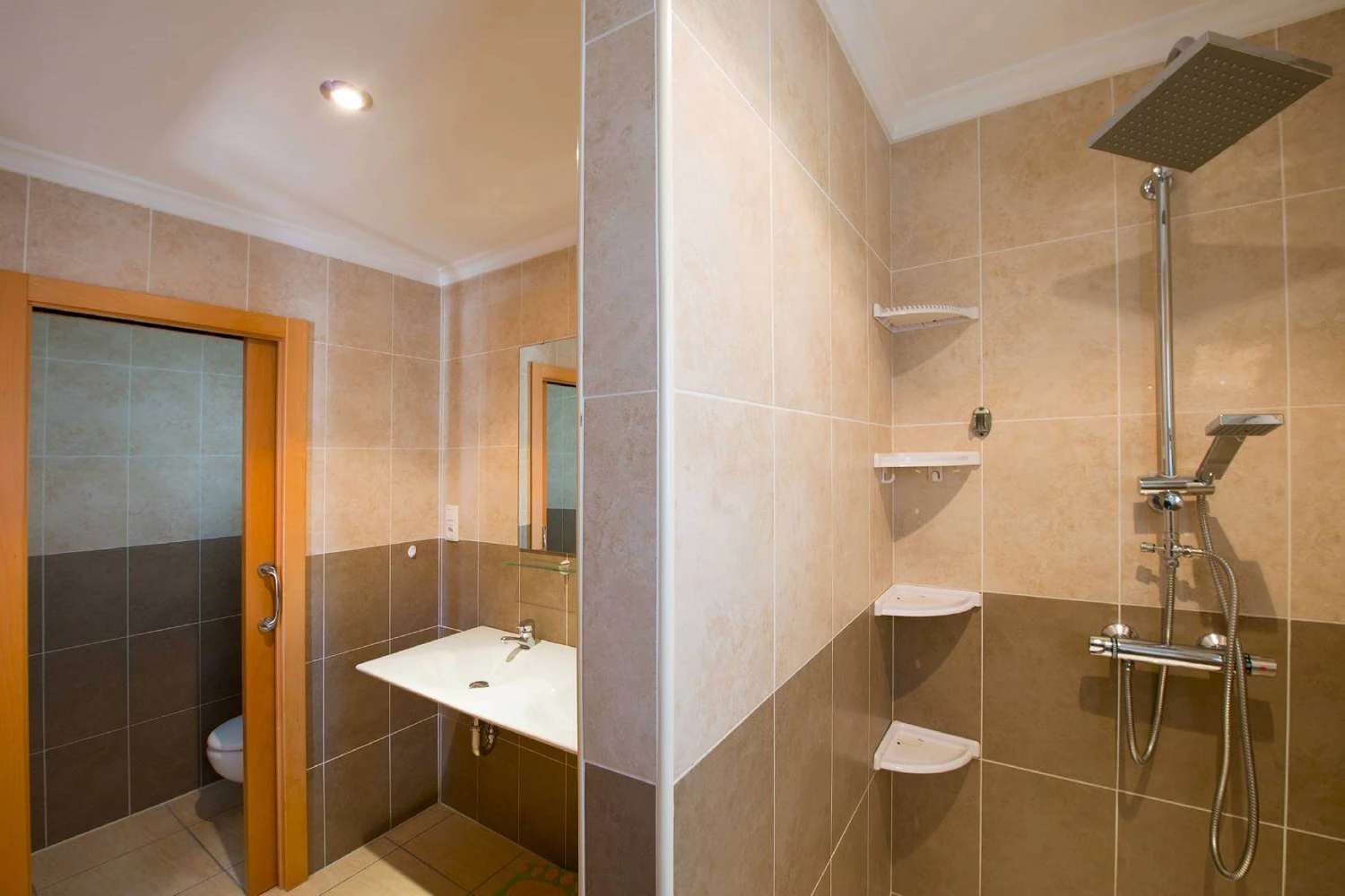 Villa en venta en Moraira, Pinar de l´Advocat con piscina.