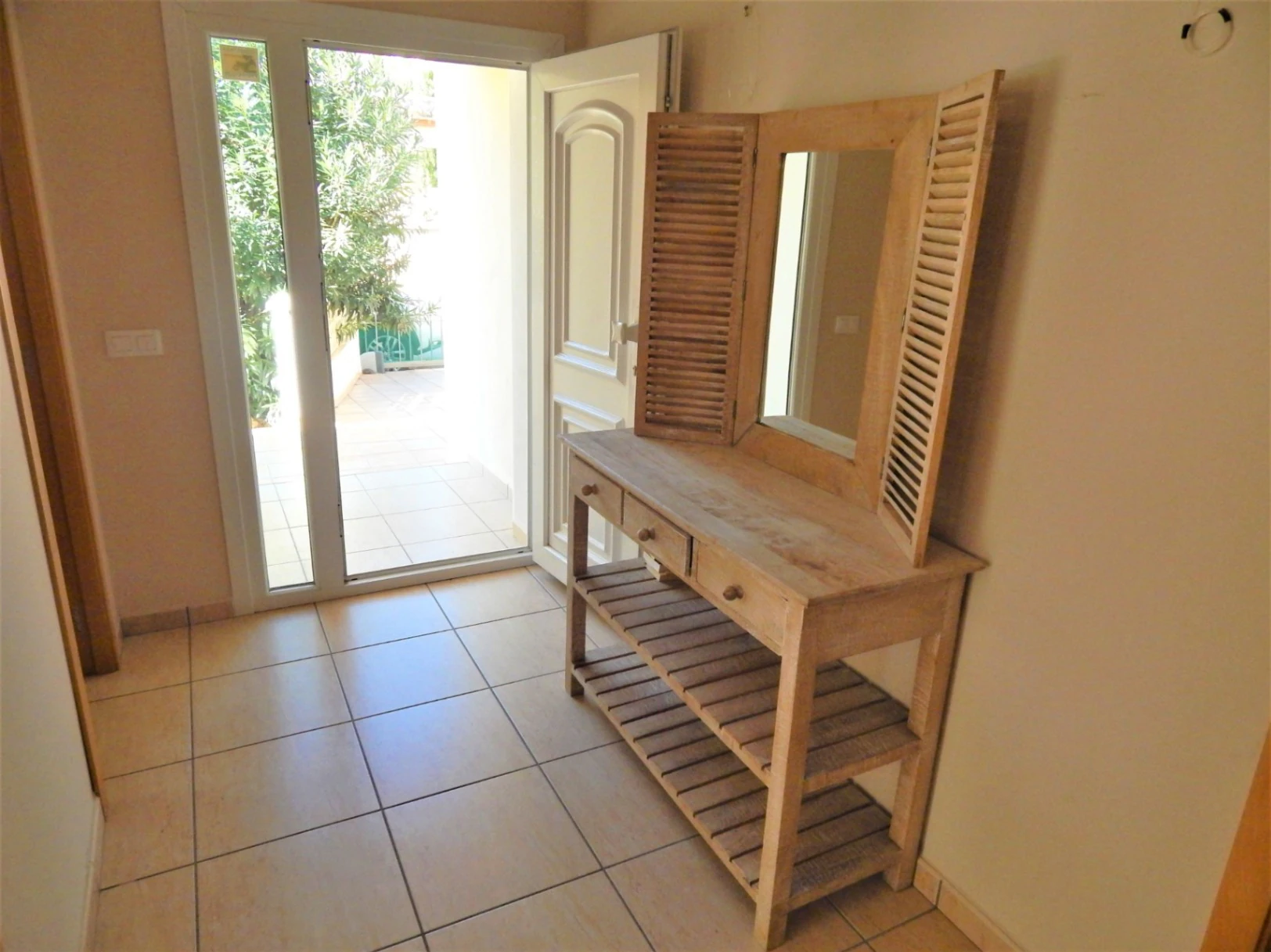 Villa en venta en Moraira, Pinar de l´Advocat con piscina.