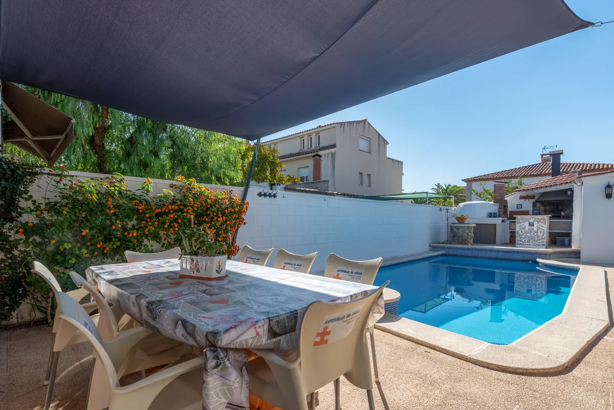 Alquiler de verano: Casa con piscina