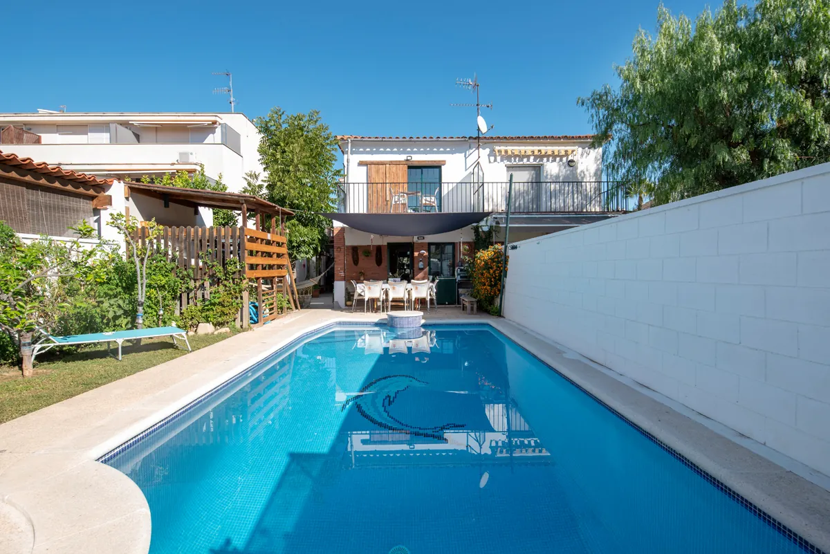 Alquiler de verano: Casa con piscina