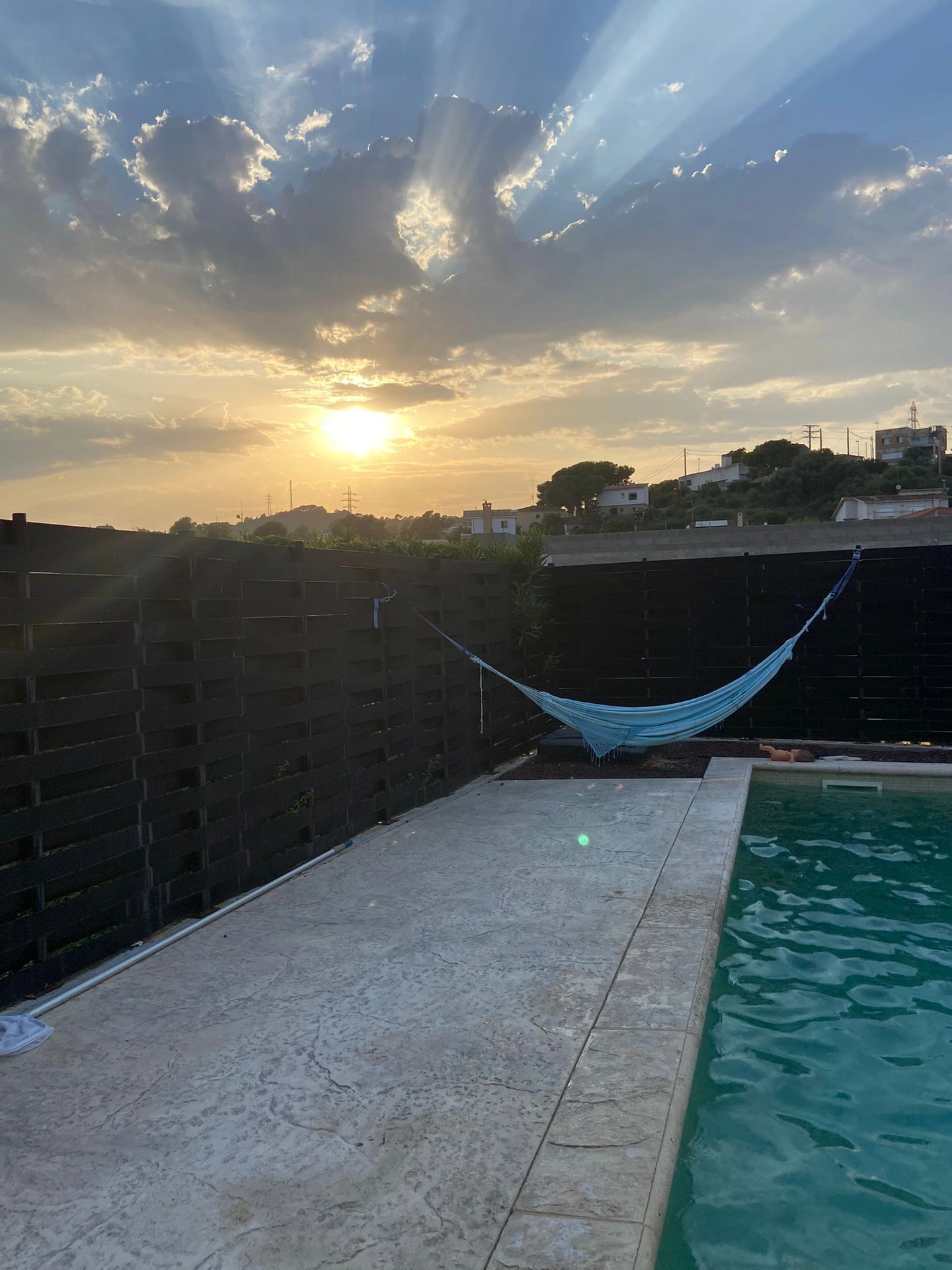 Villa con piscina, vistas panorámicas y paneles solares – 4 dormitorios cerca de la playa en Segur de Calafell