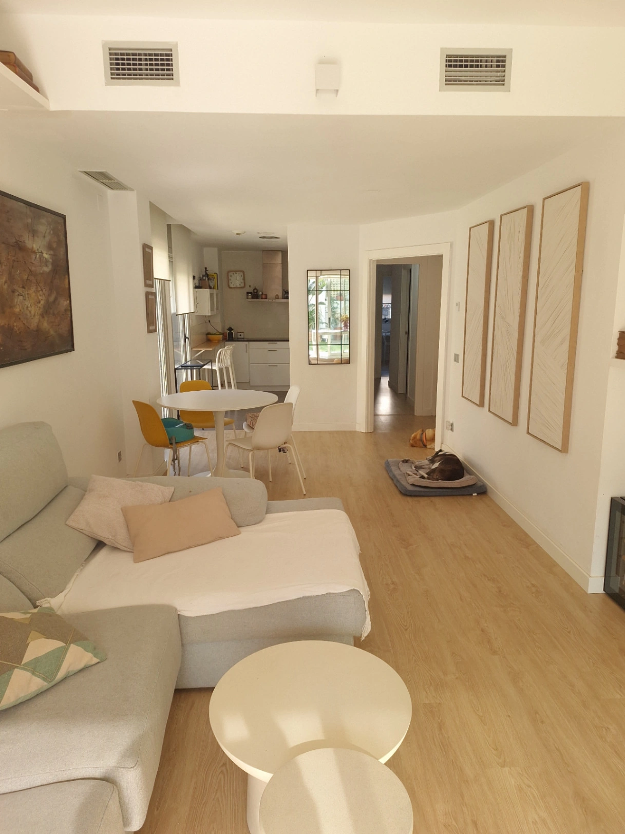Apartamento en esquina en planta baja con jardín privado de 205 m² y piscina – La Plana, Sitges