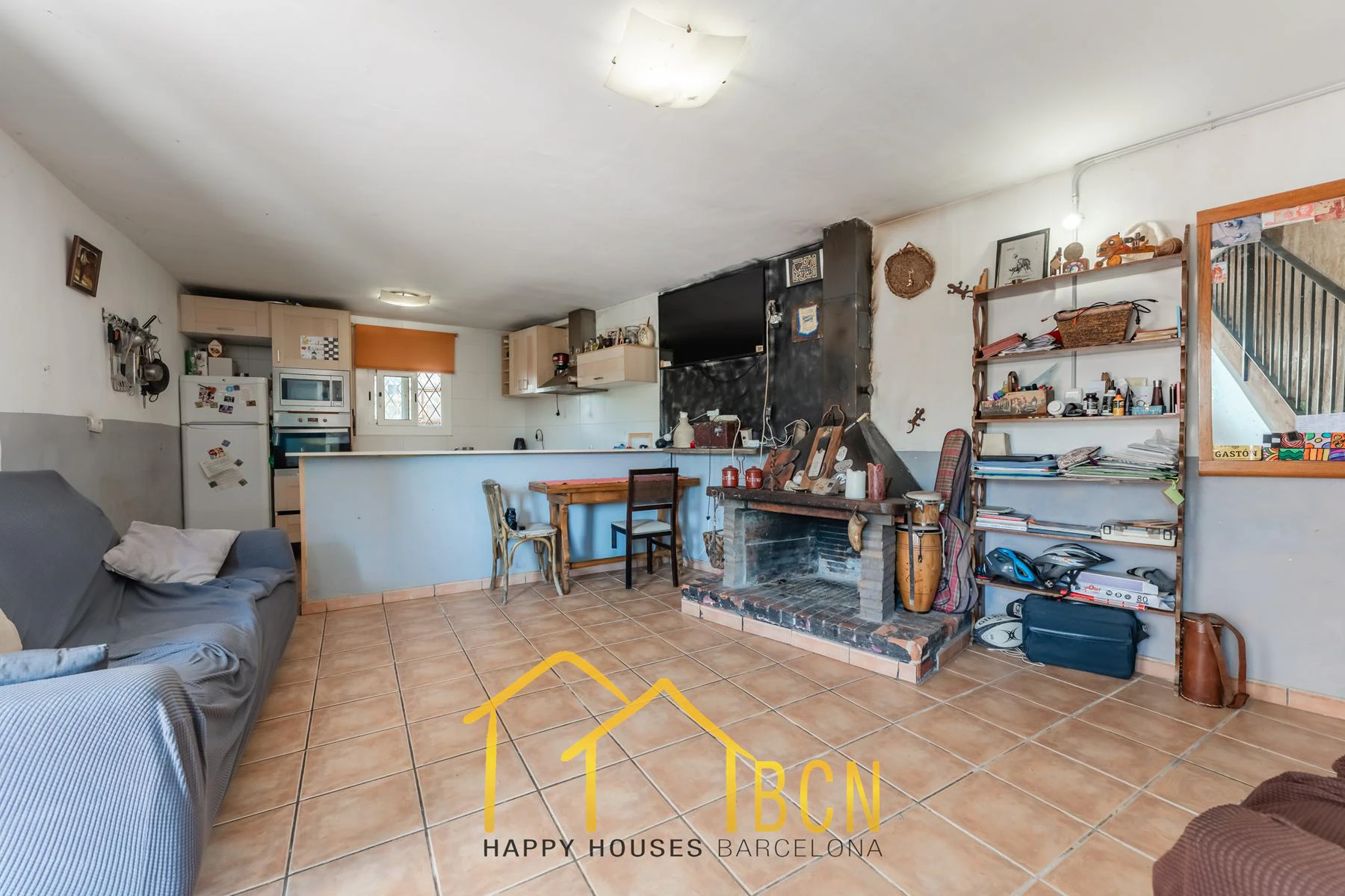Casa con licencia turística, piscina y gran potencial a solo minutos de Sitges