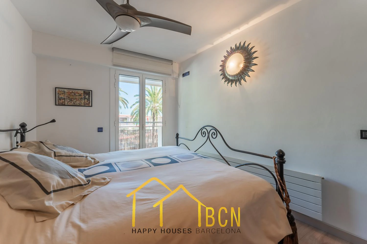 Apartamento con gran terraza, vistas al mar y piscina a 1 minuto de la playa – alquiler temporal de verano en Les Botigues de Sitges