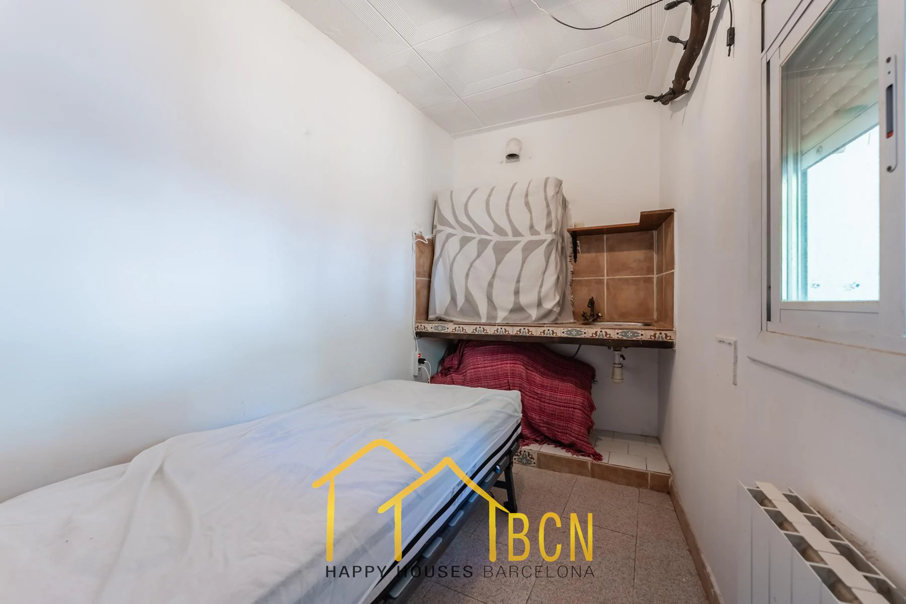 Casa con licencia turística, piscina y gran potencial a solo minutos de Sitges