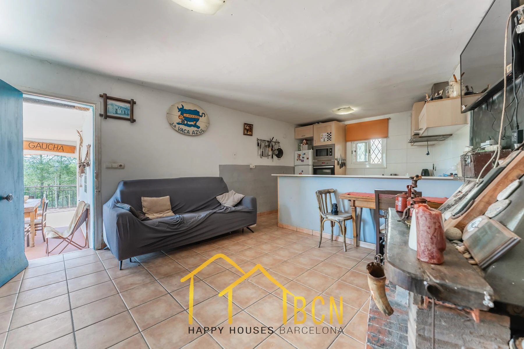 Casa con licencia turística, piscina y gran potencial a solo minutos de Sitges