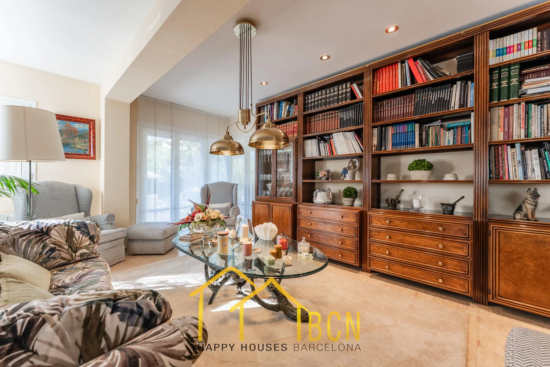 Classic Mediterranean villa with sea views, private pool and landscaped garden in Vallpineda