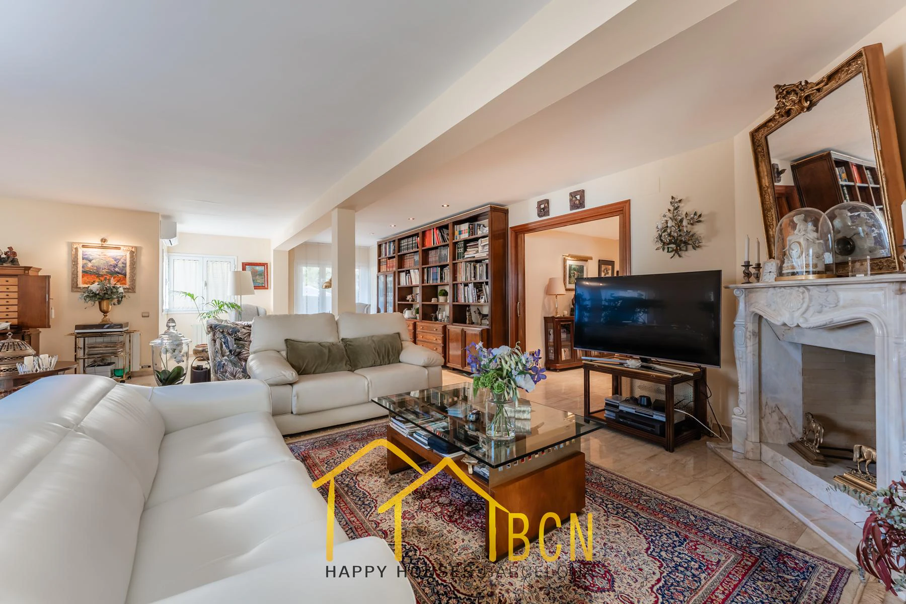 Classic Mediterranean villa with sea views, private pool and landscaped garden in Vallpineda