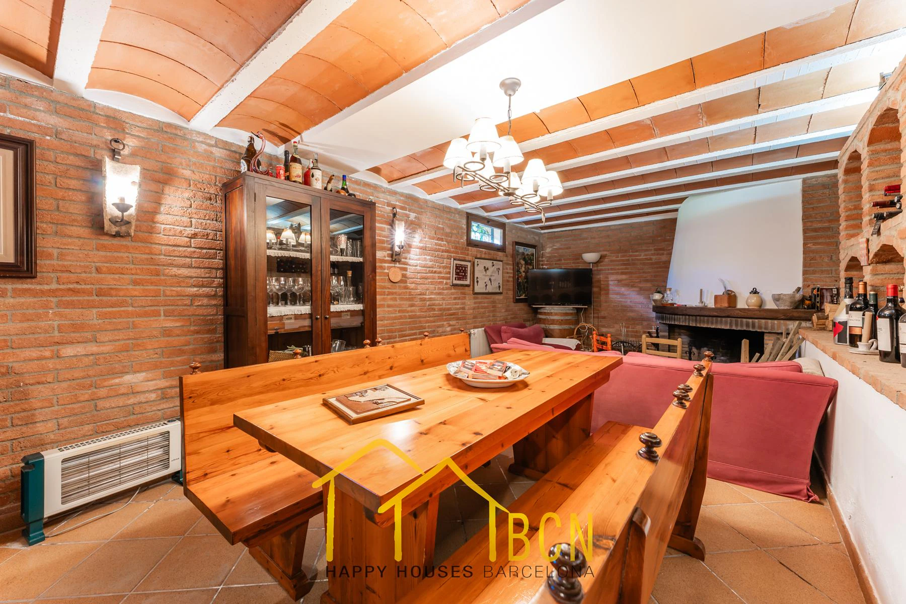 Classic Mediterranean villa with sea views, private pool and landscaped garden in Vallpineda