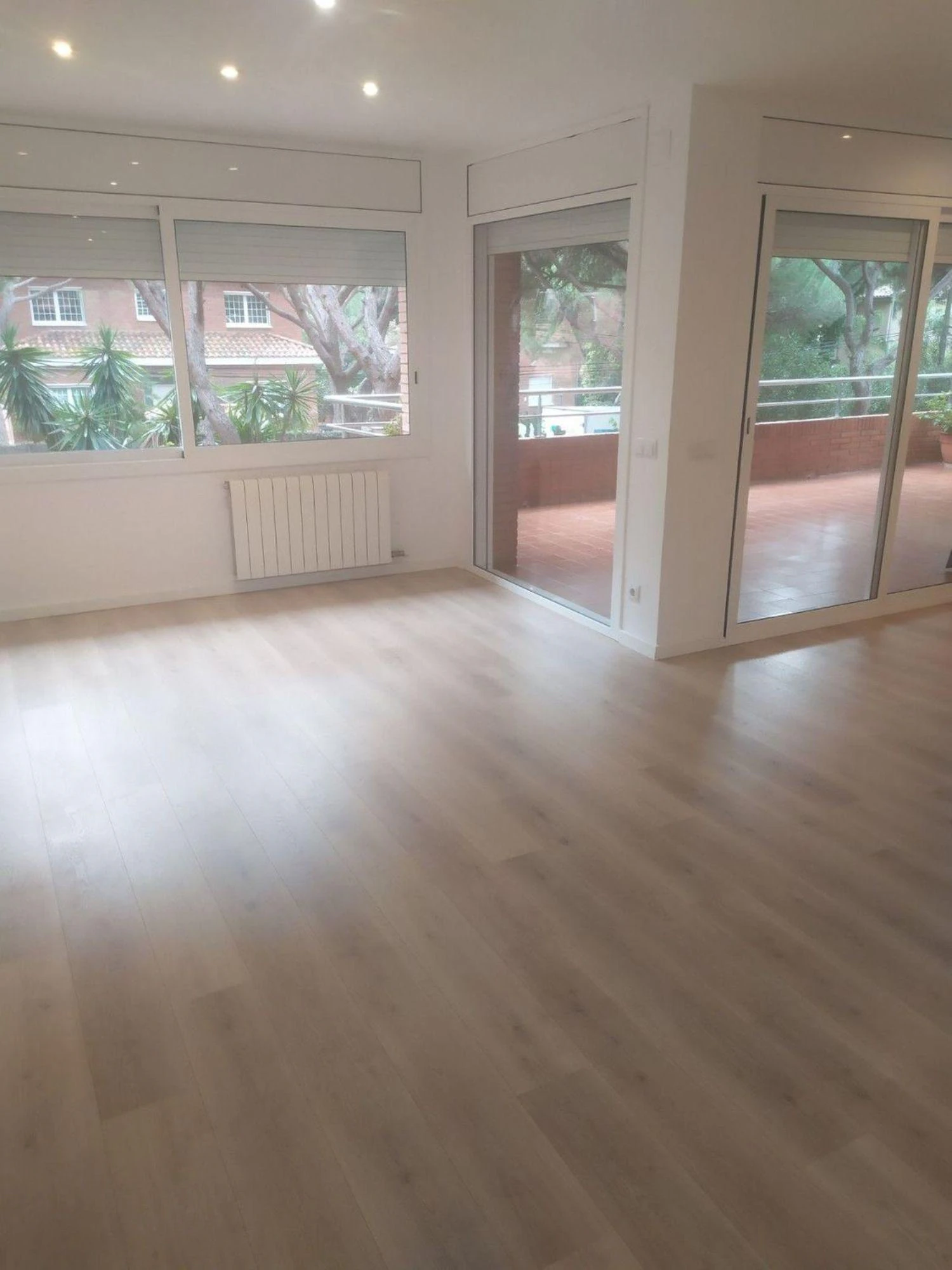 Apartamento de tres dormitorios con gran terraza