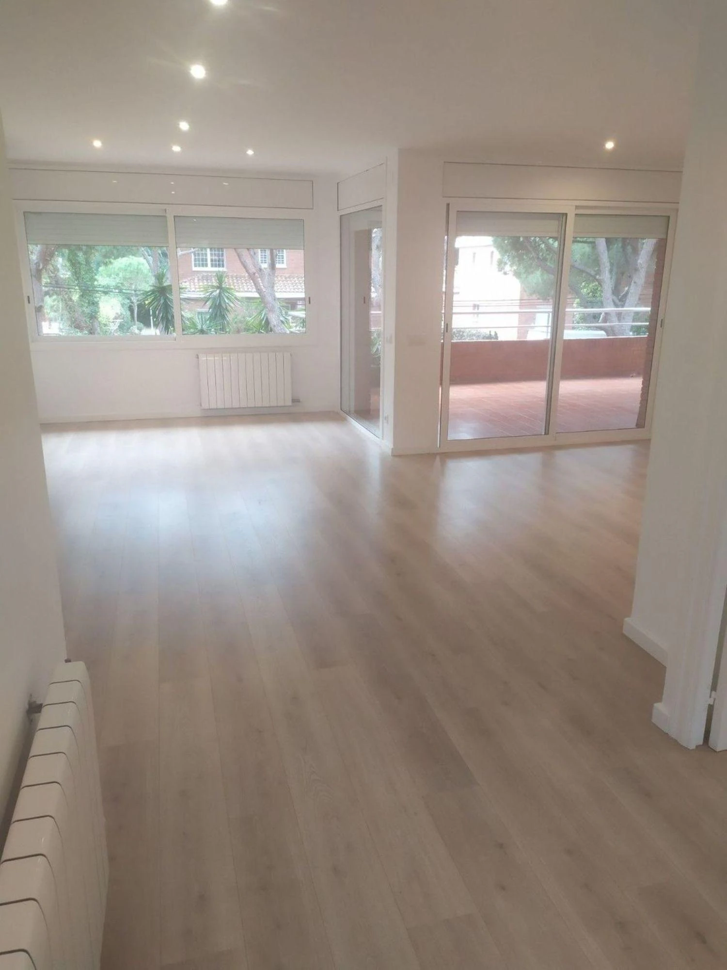 Apartamento de tres dormitorios con gran terraza