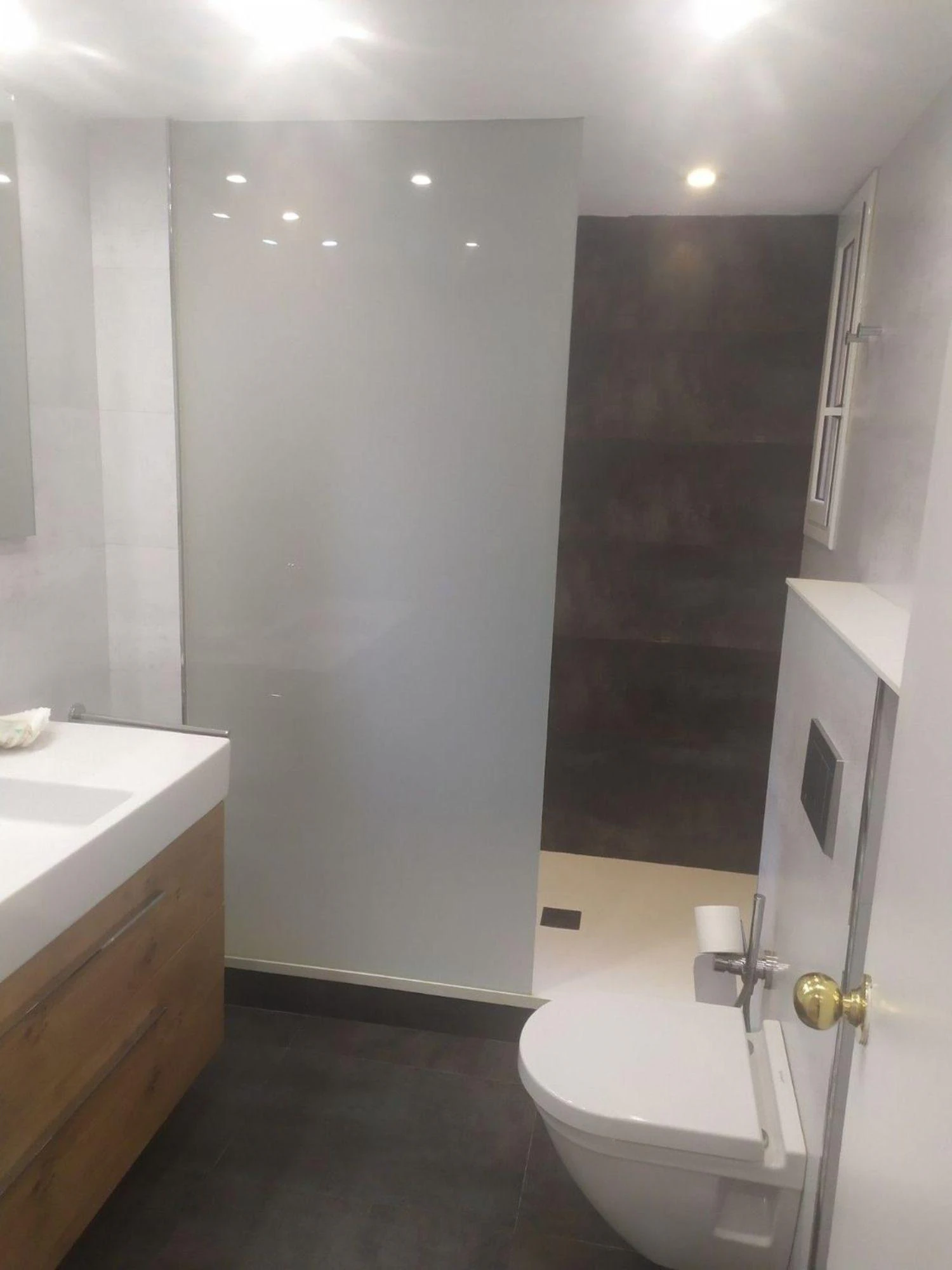 Apartamento de tres dormitorios con gran terraza
