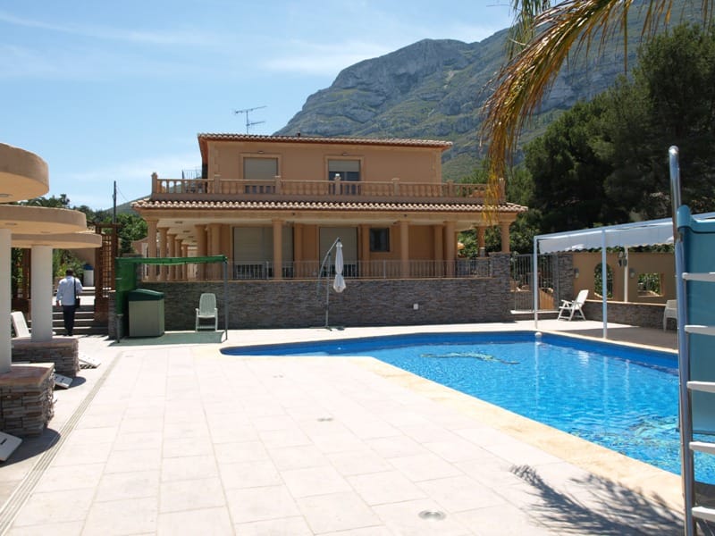 Villa | Chalet en venta en Dénia