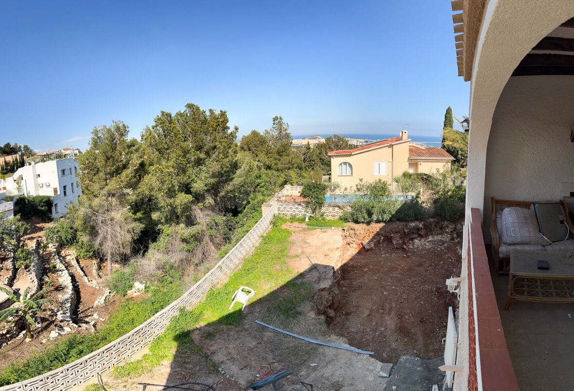 Villa moderna con vistas.